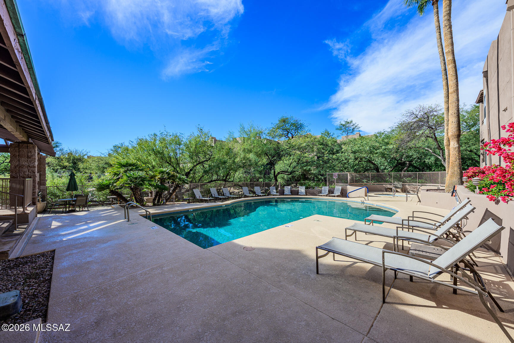 6655 N Canyon Crest Drive 26203