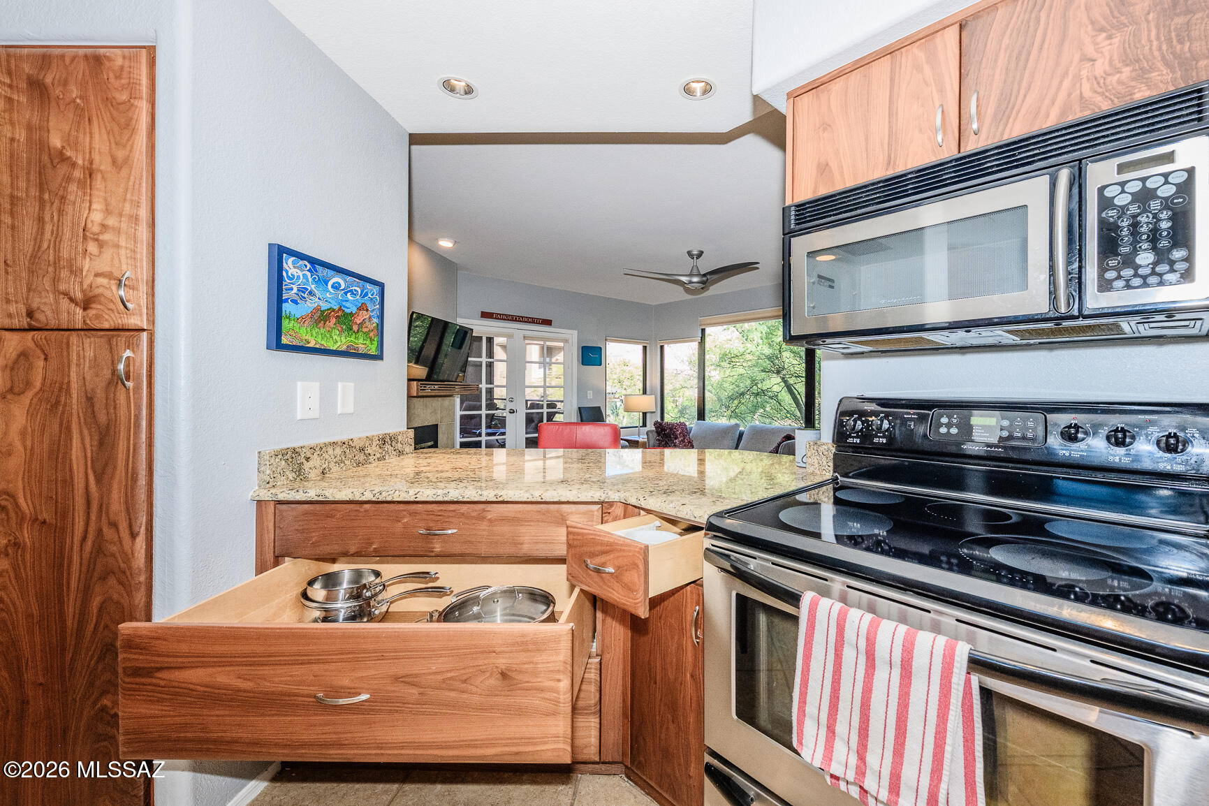 6655 N Canyon Crest Drive 26203