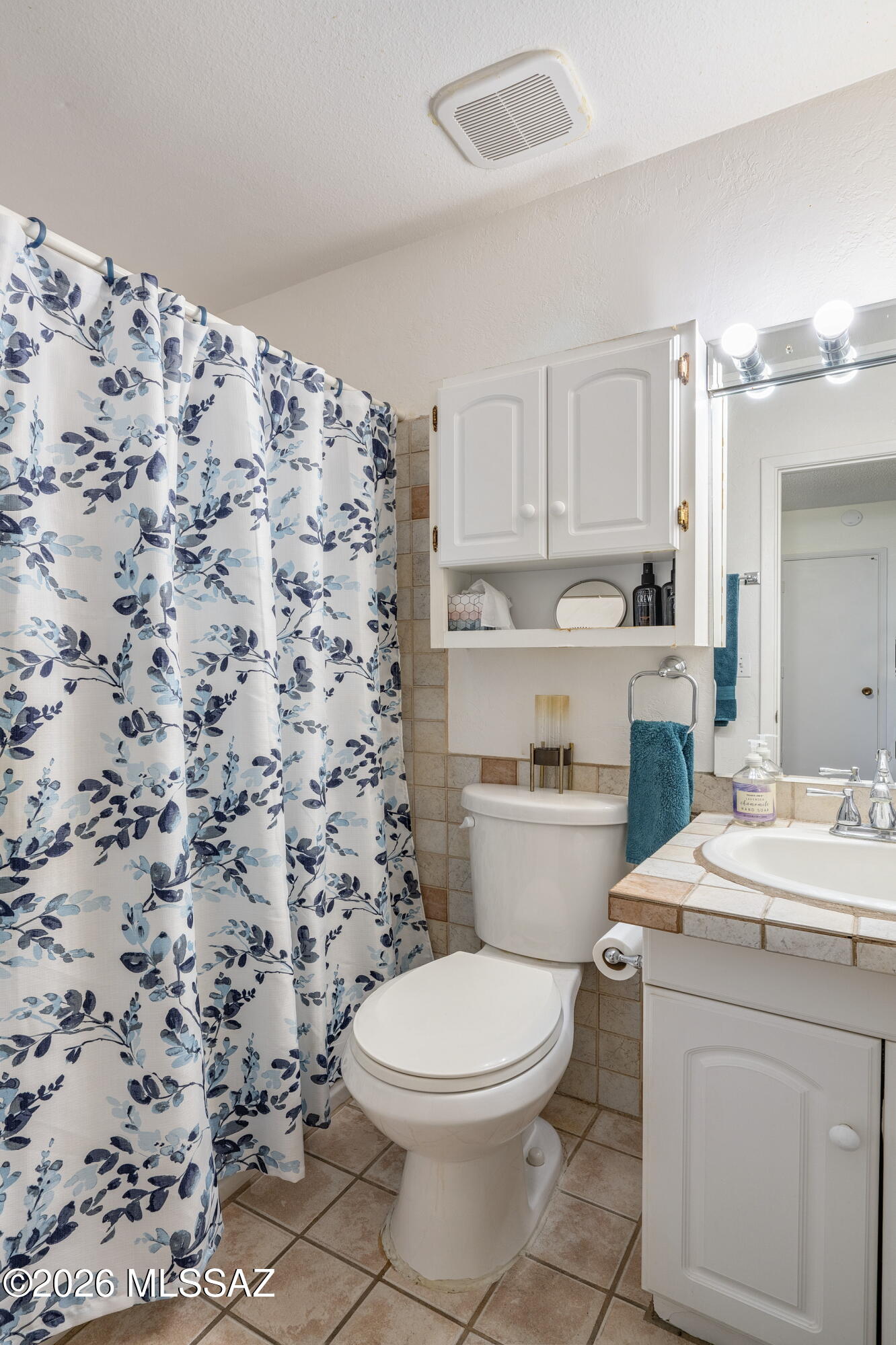 6718 E Calle La Paz C