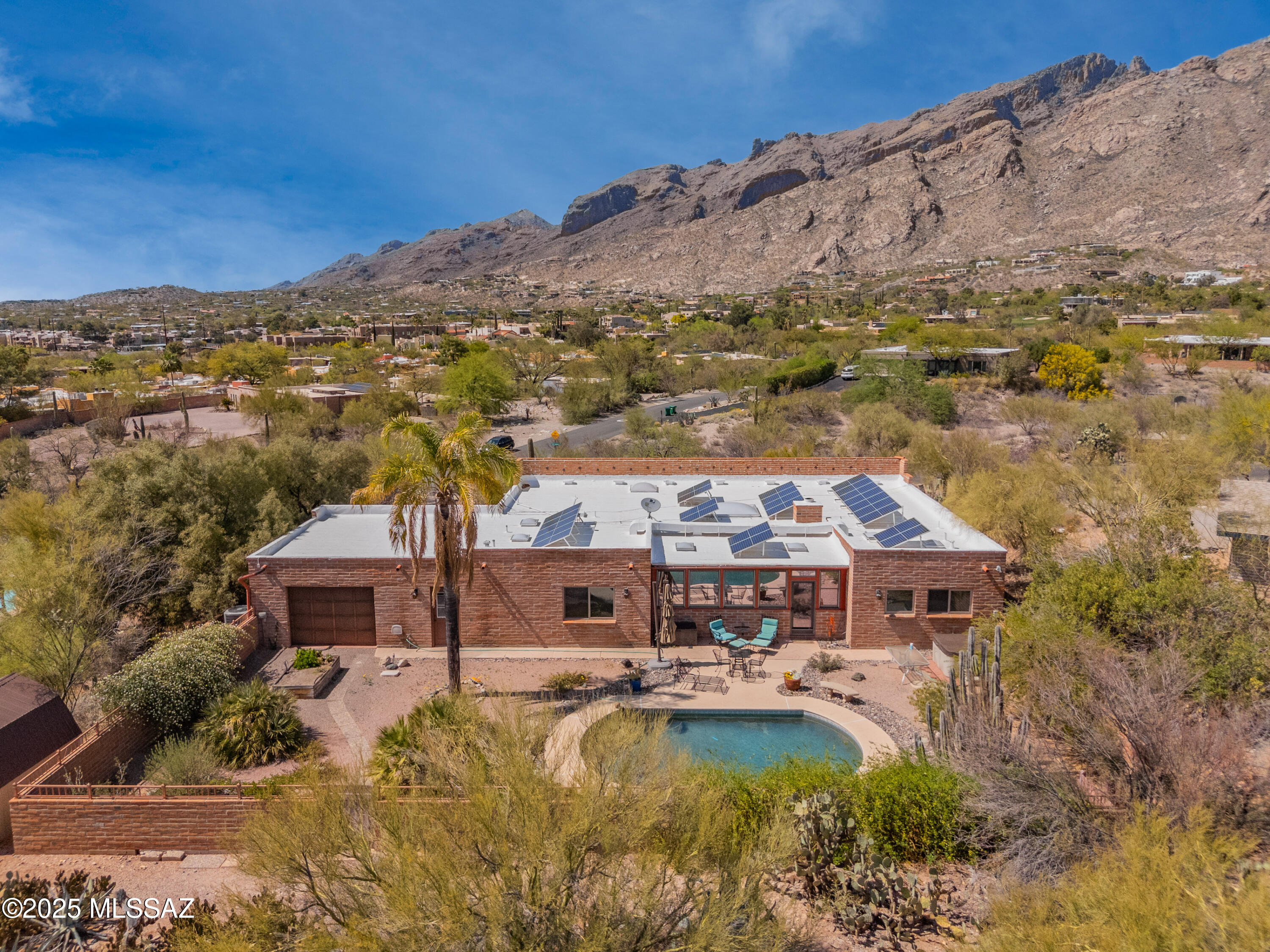 4900 E Calle Guebabi