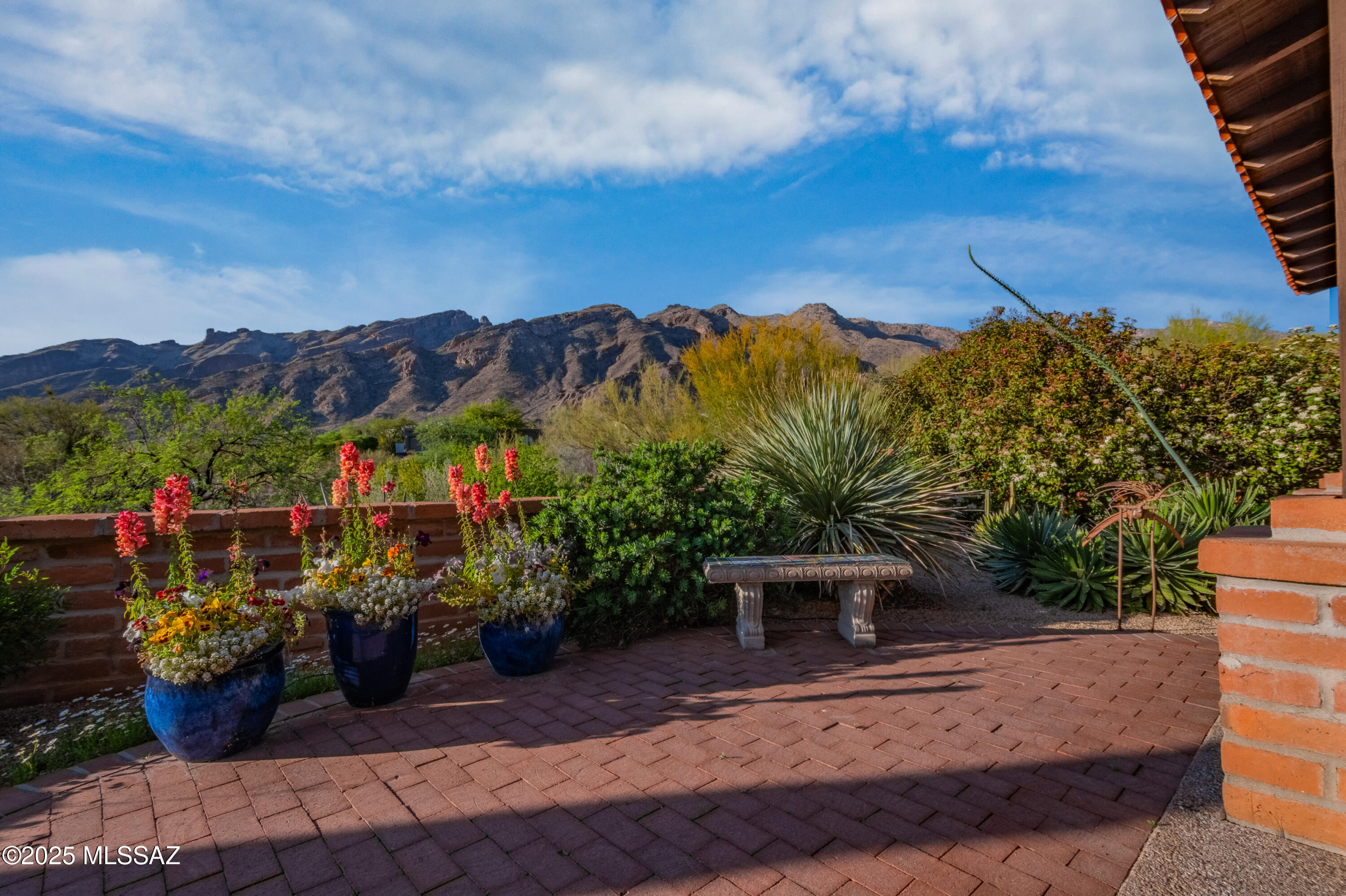 4900 E Calle Guebabi