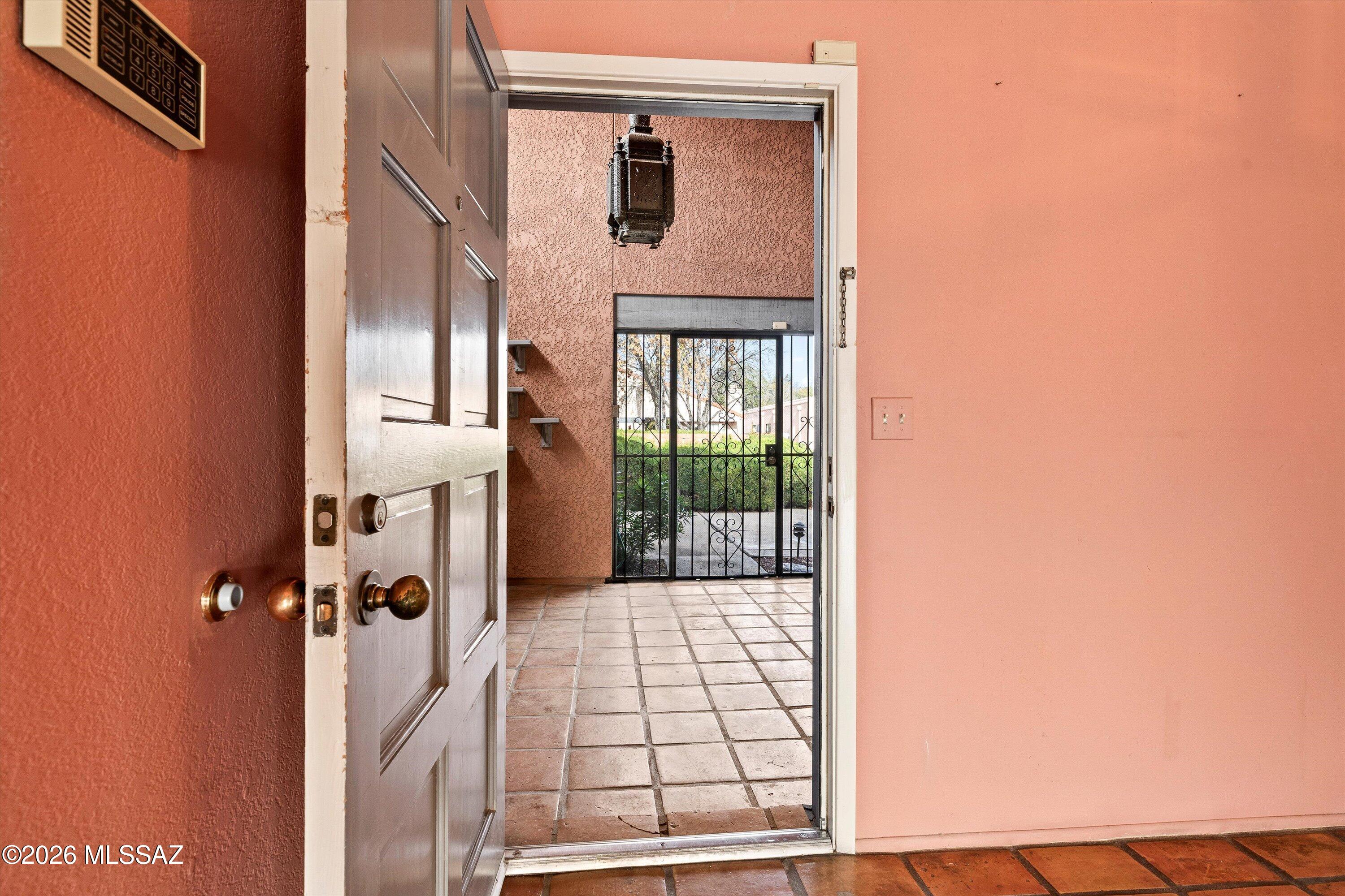 3167 N Willow Creek Drive