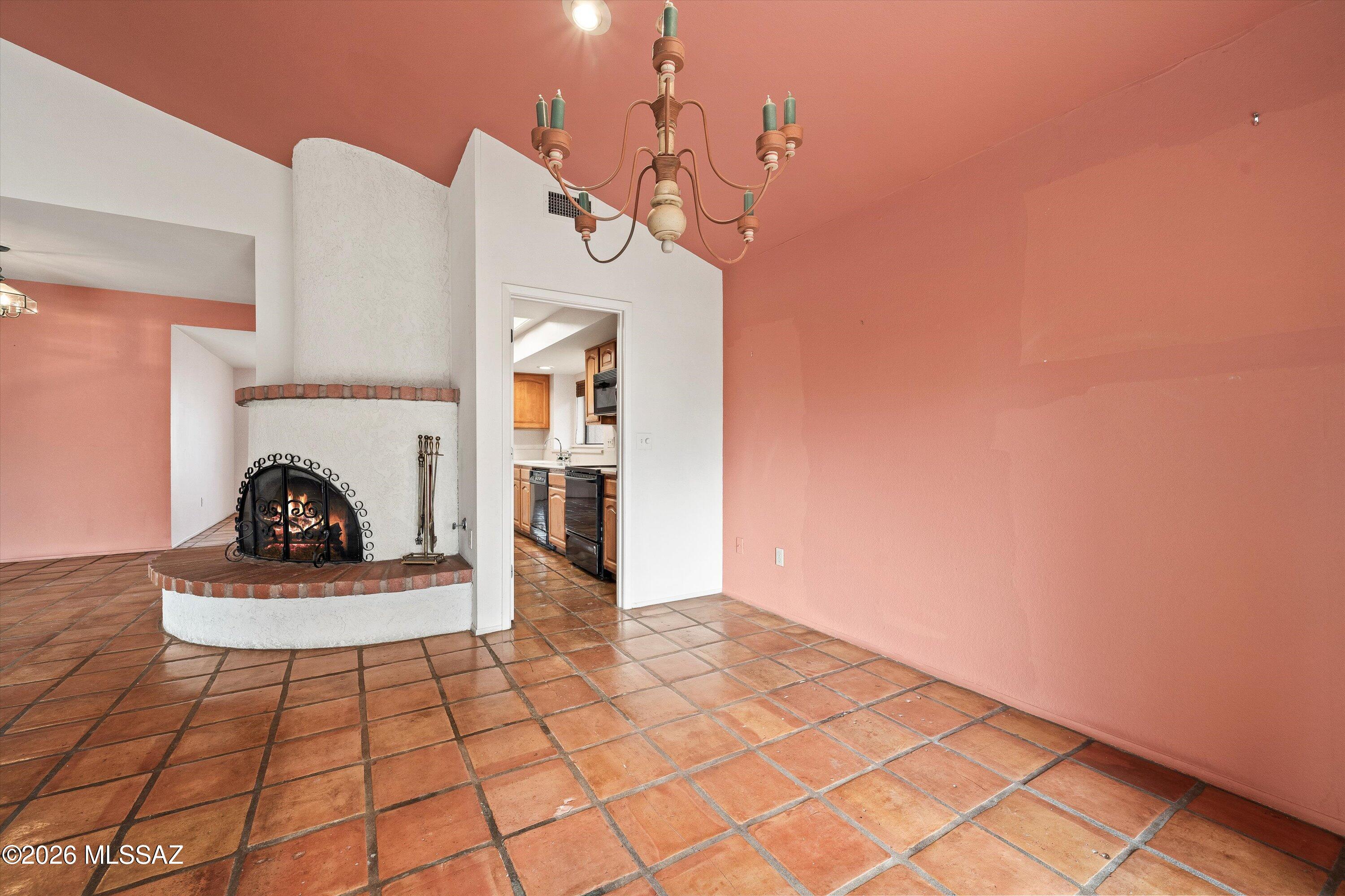 3167 N Willow Creek Drive