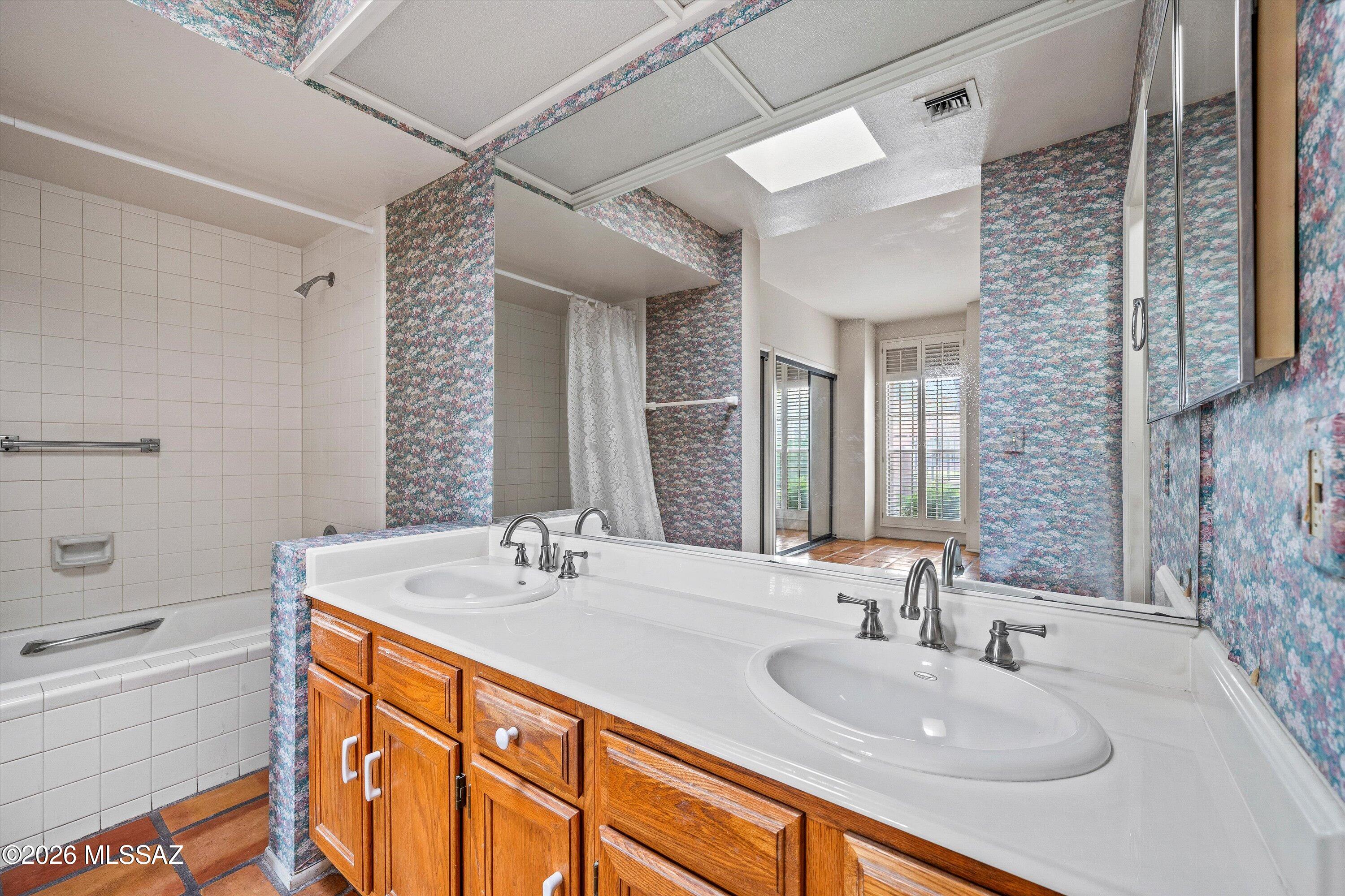 3167 N Willow Creek Drive