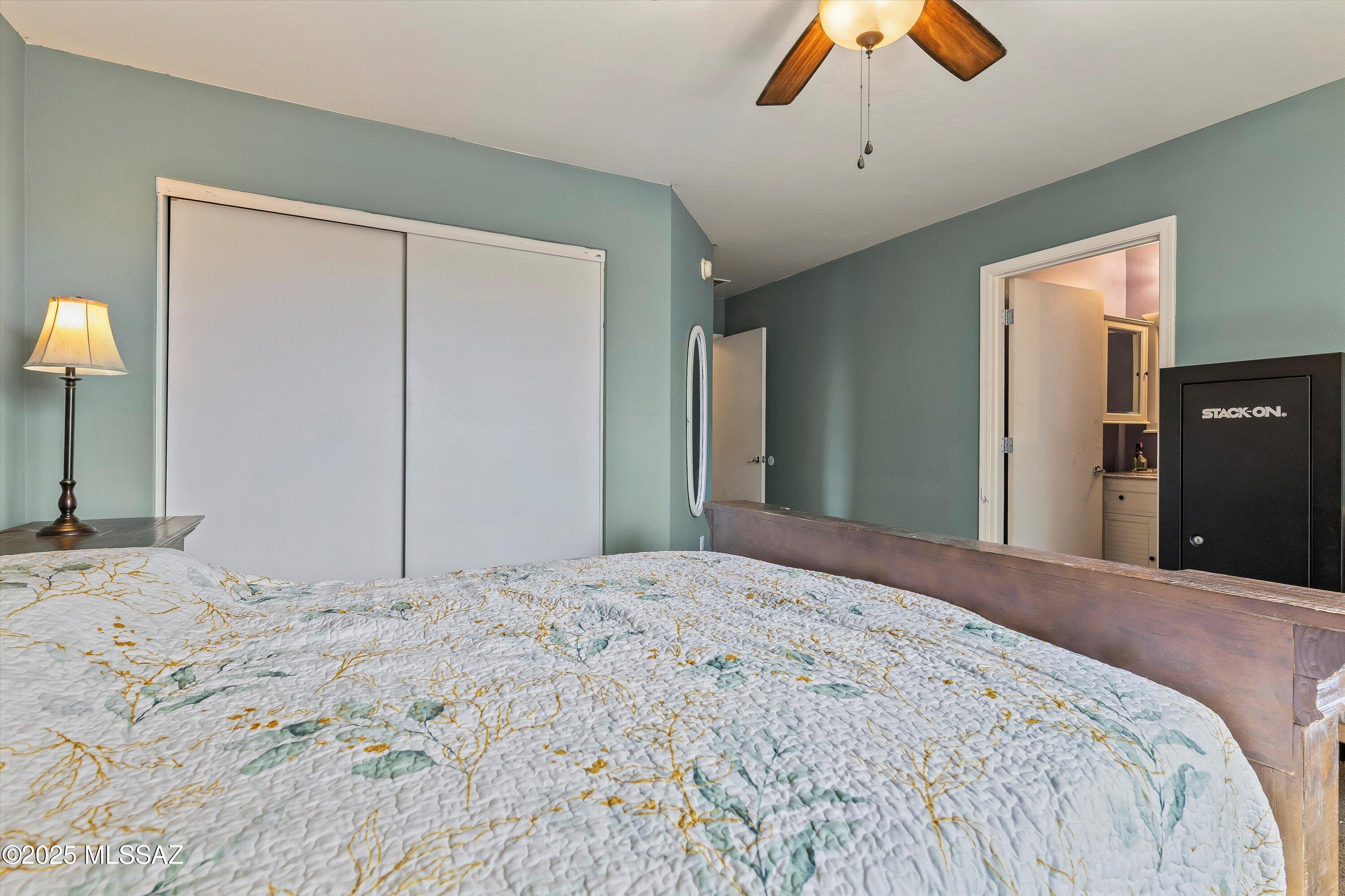 5164 E Desert Straw Lane