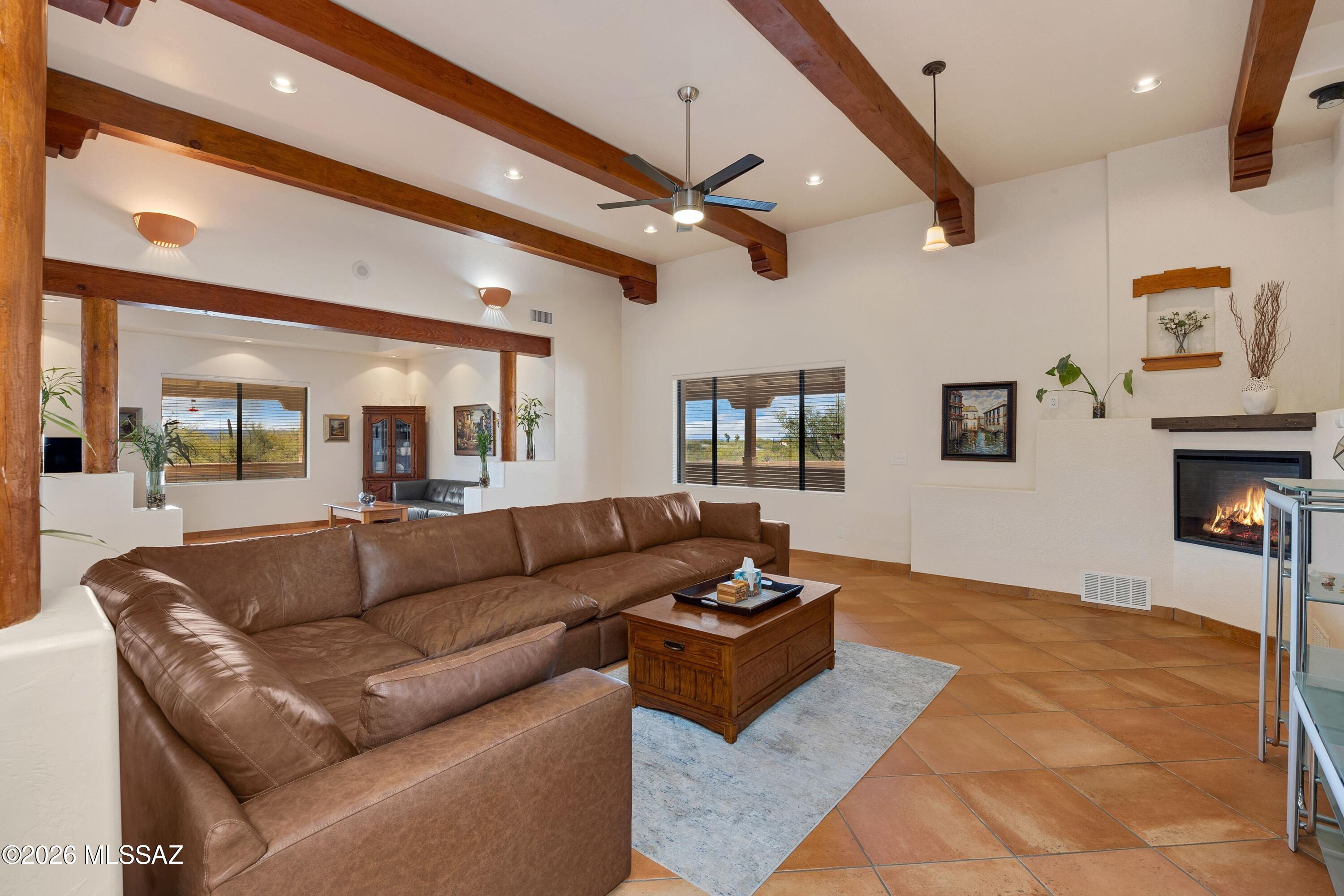 2305 N El Camino Rinconado