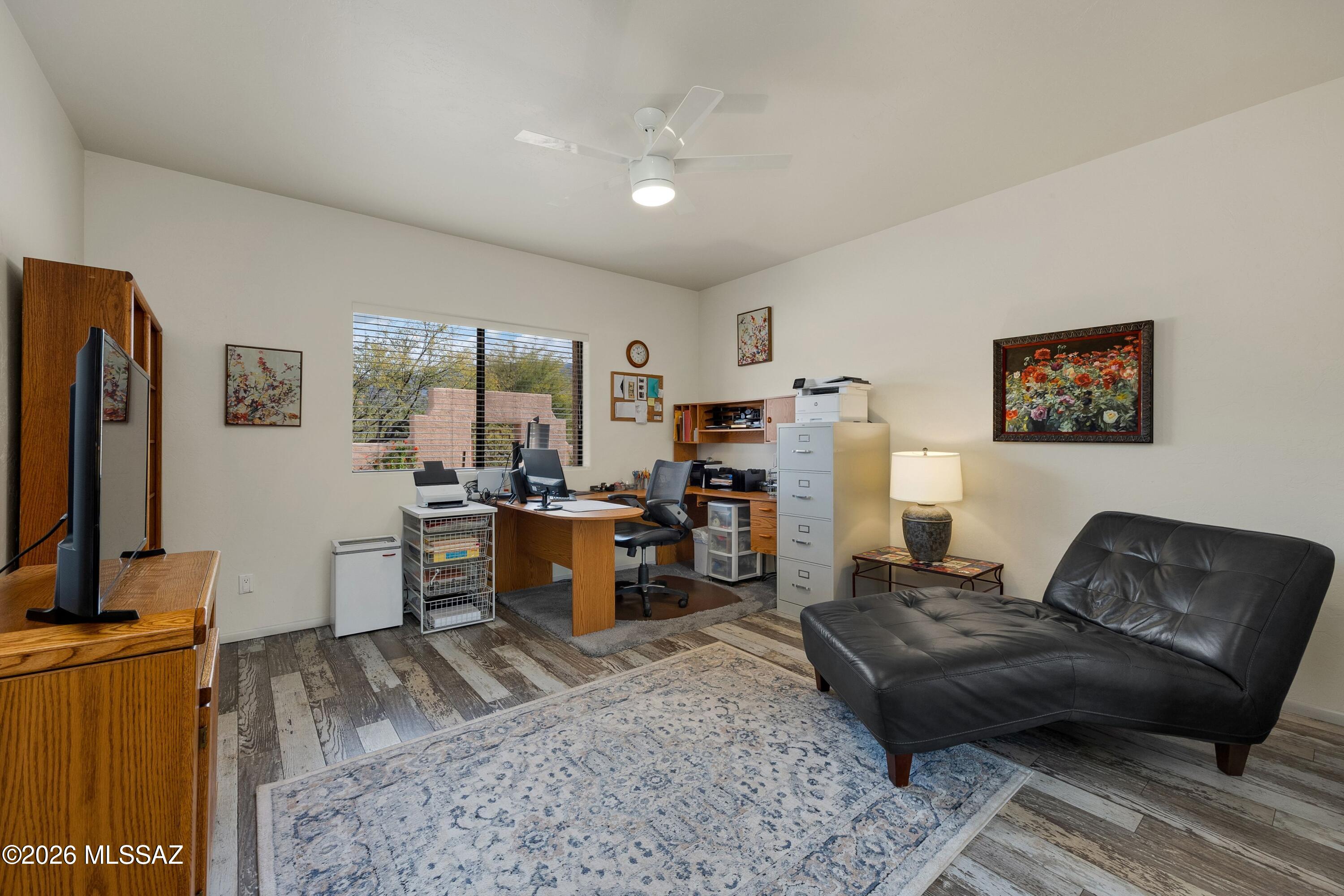 2305 N El Camino Rinconado