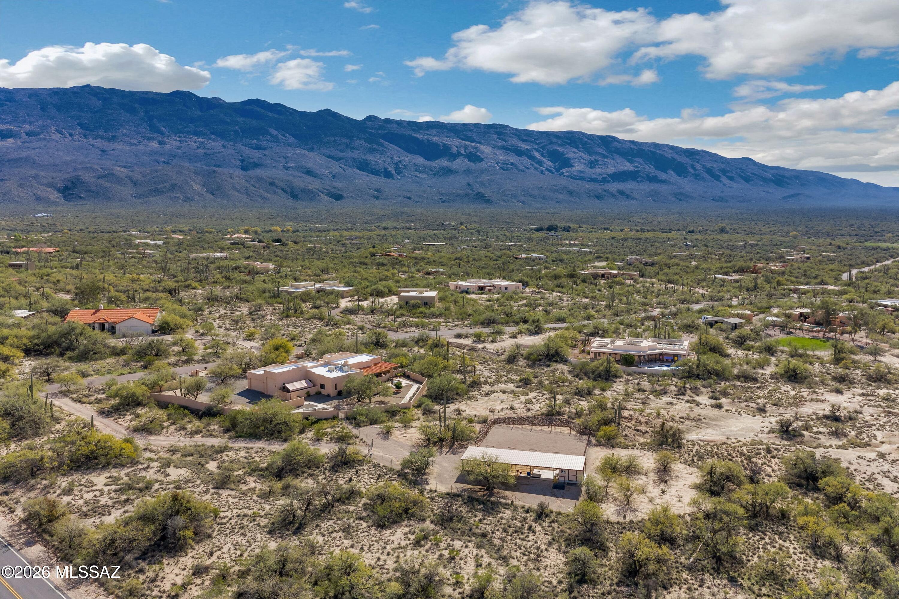 2305 N El Camino Rinconado