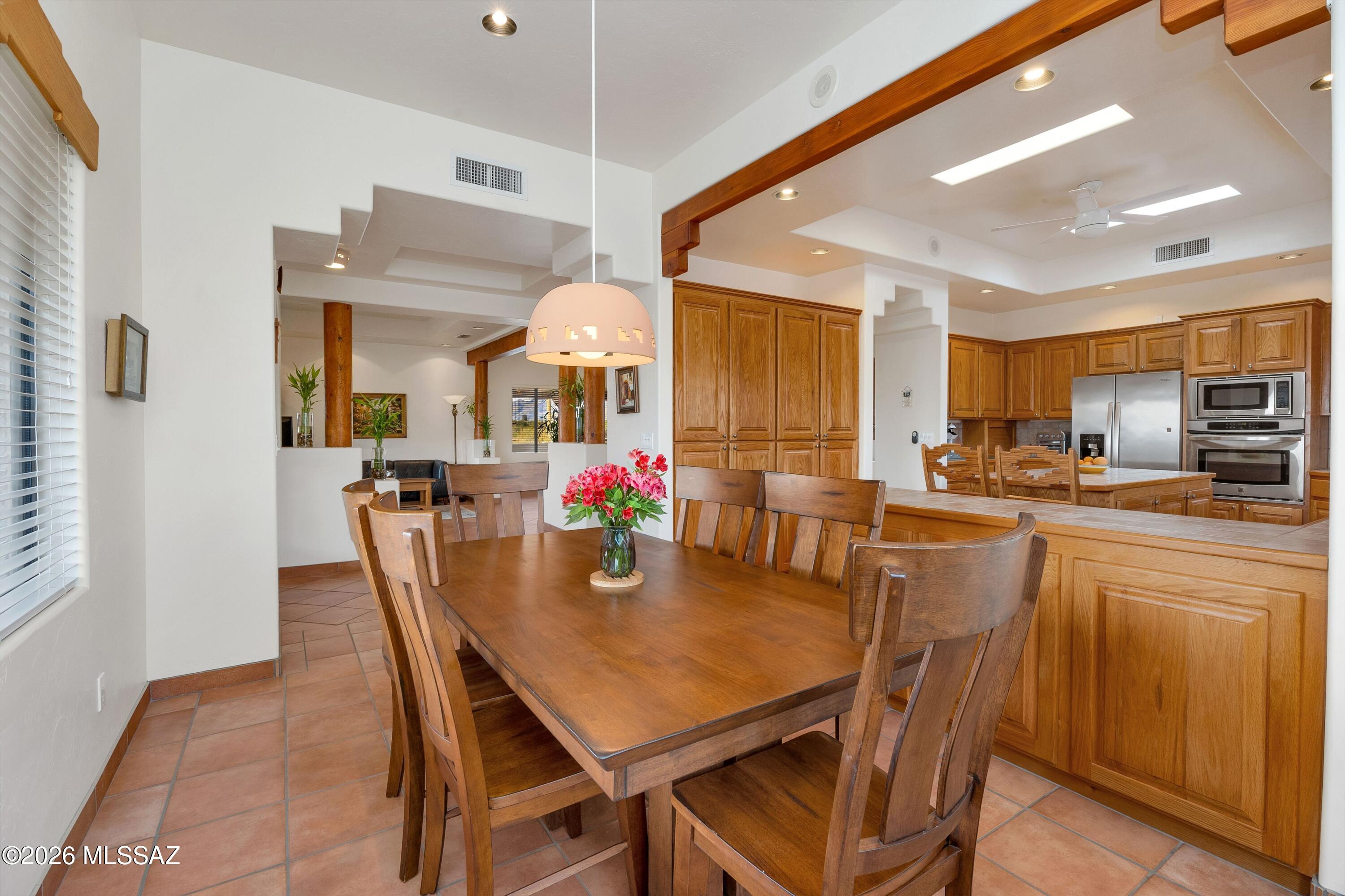 2305 N El Camino Rinconado