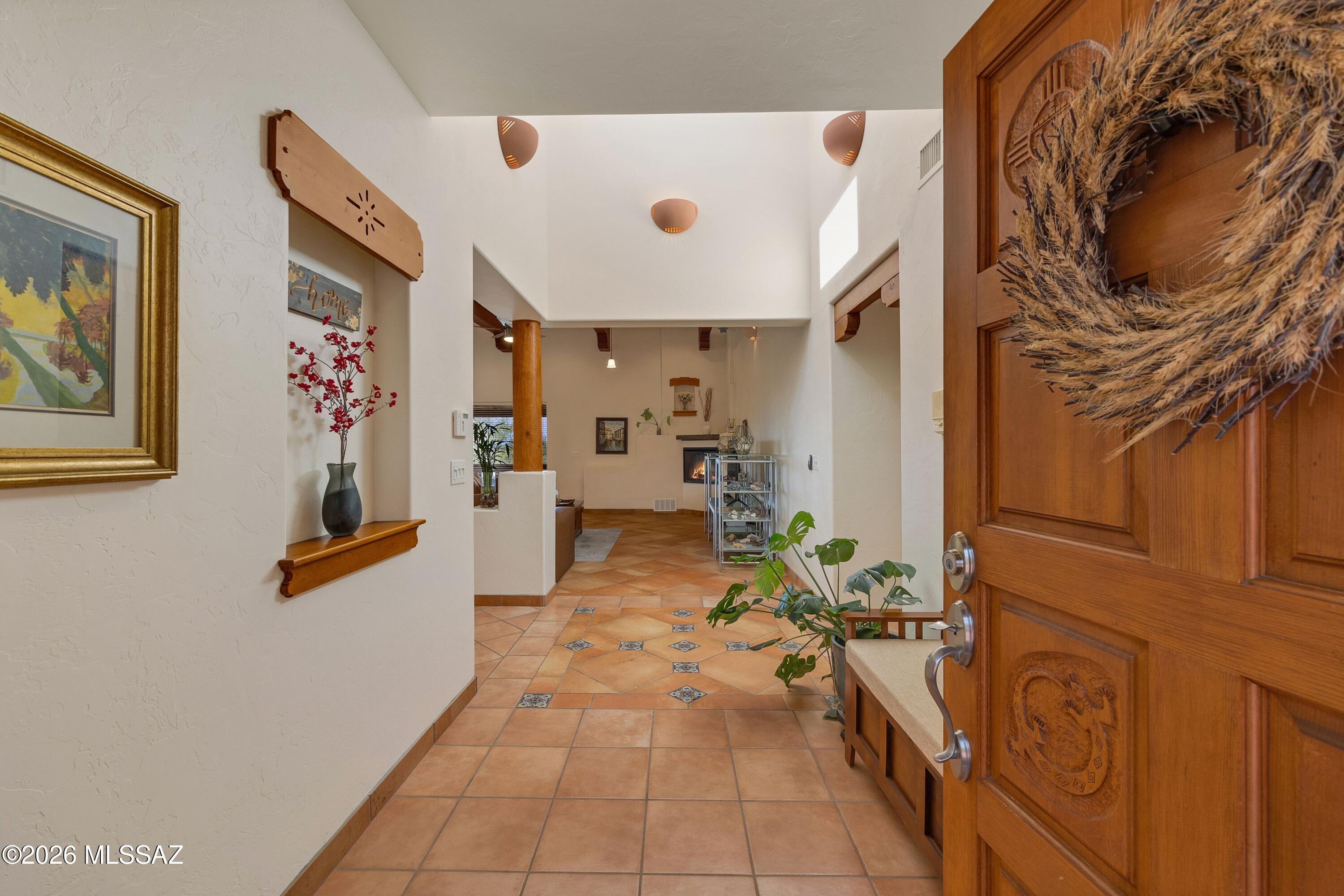 2305 N El Camino Rinconado