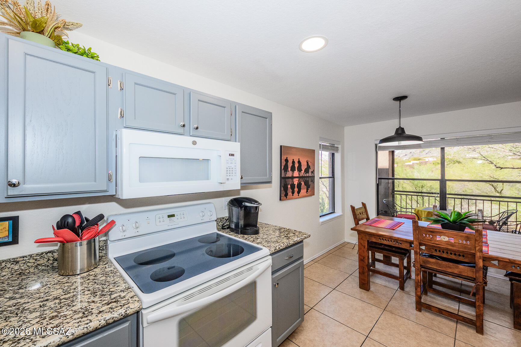 6655 N Canyon Crest Drive 4119