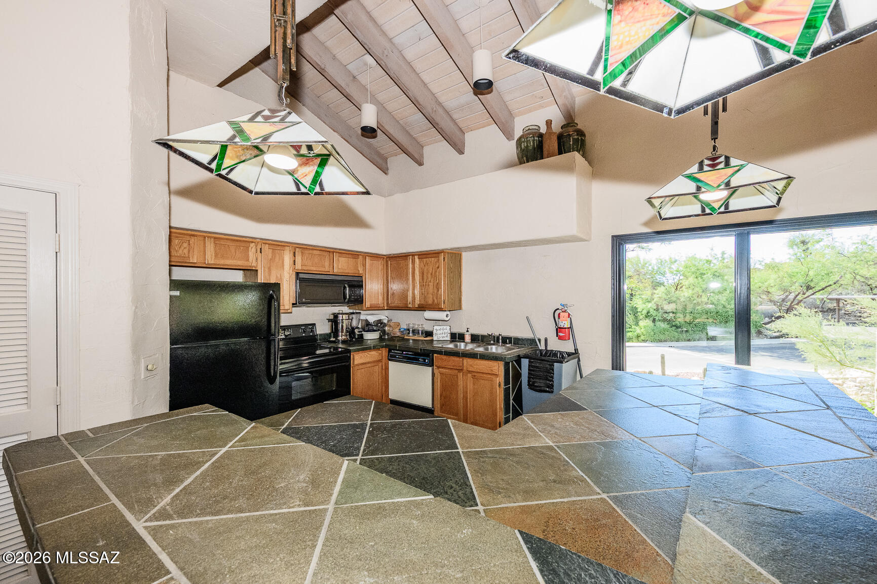 6655 N Canyon Crest Drive 4119