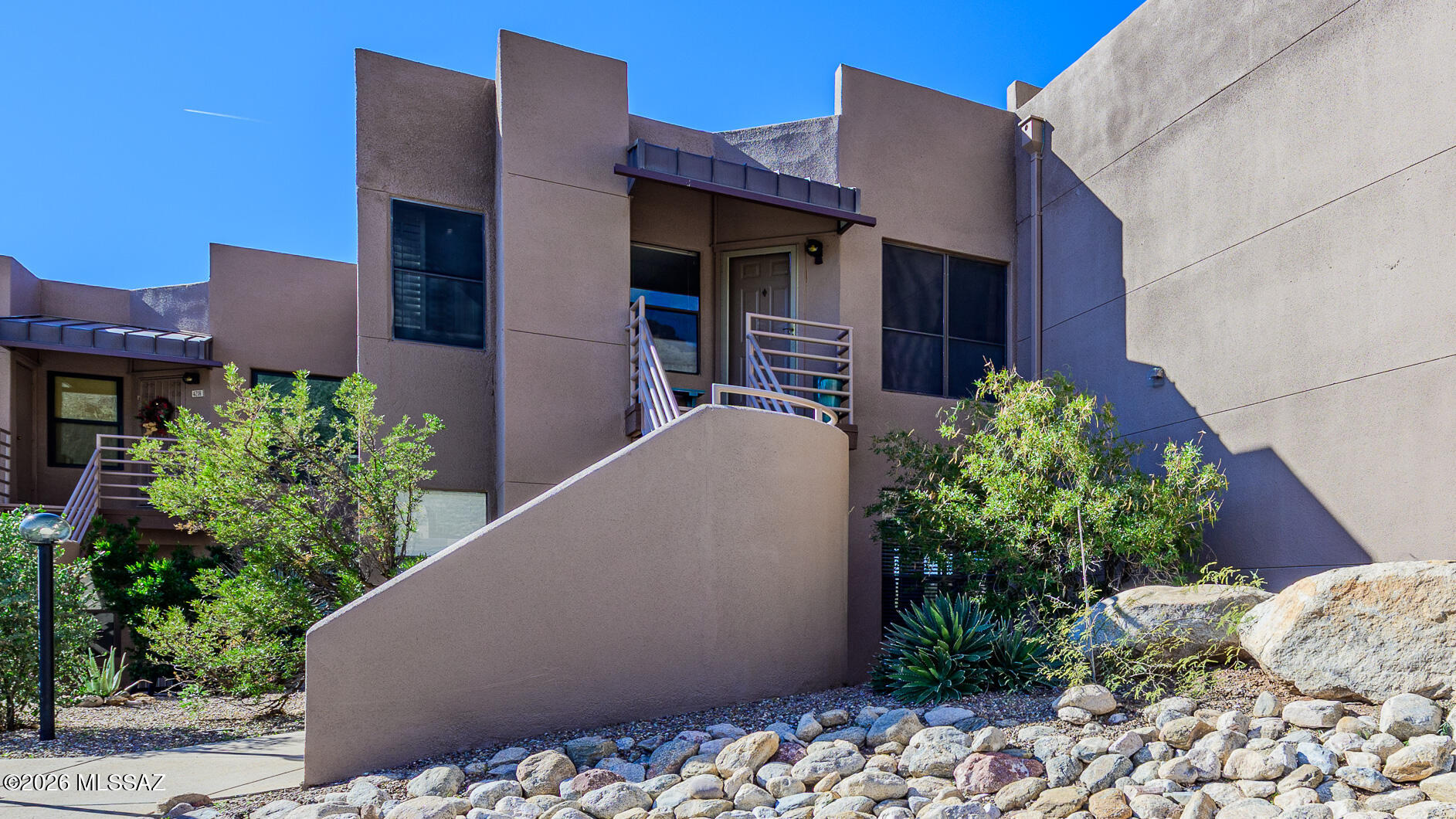 6655 N Canyon Crest Drive 4119