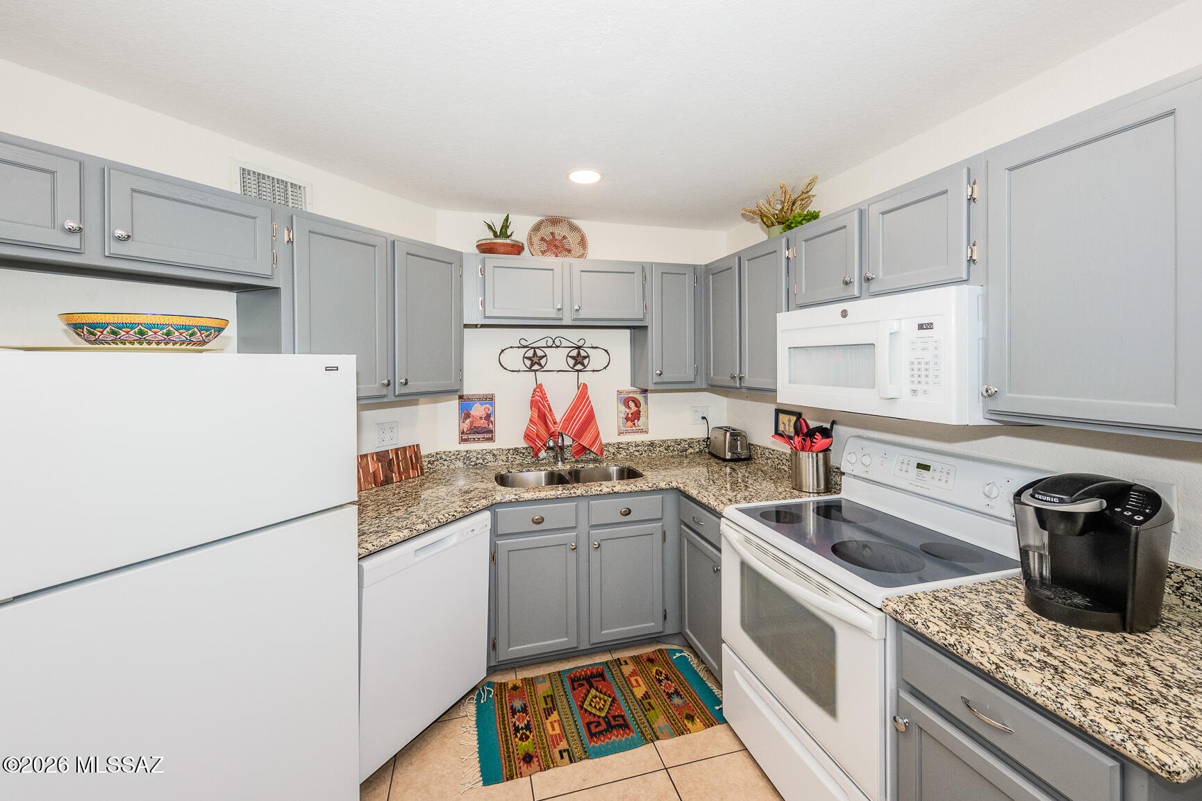 6655 N Canyon Crest Drive 4119