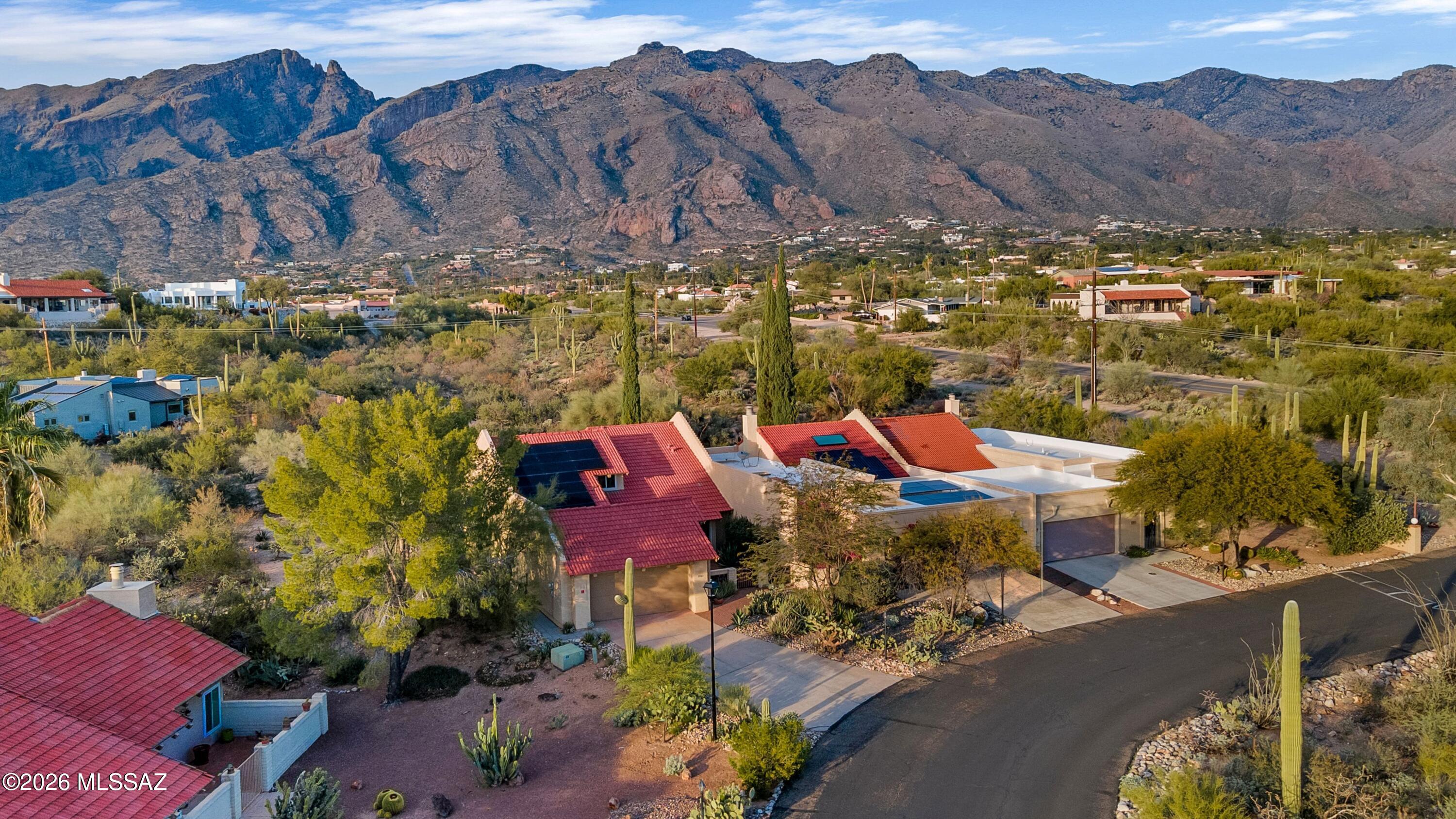 5937 N Placita Del Baron