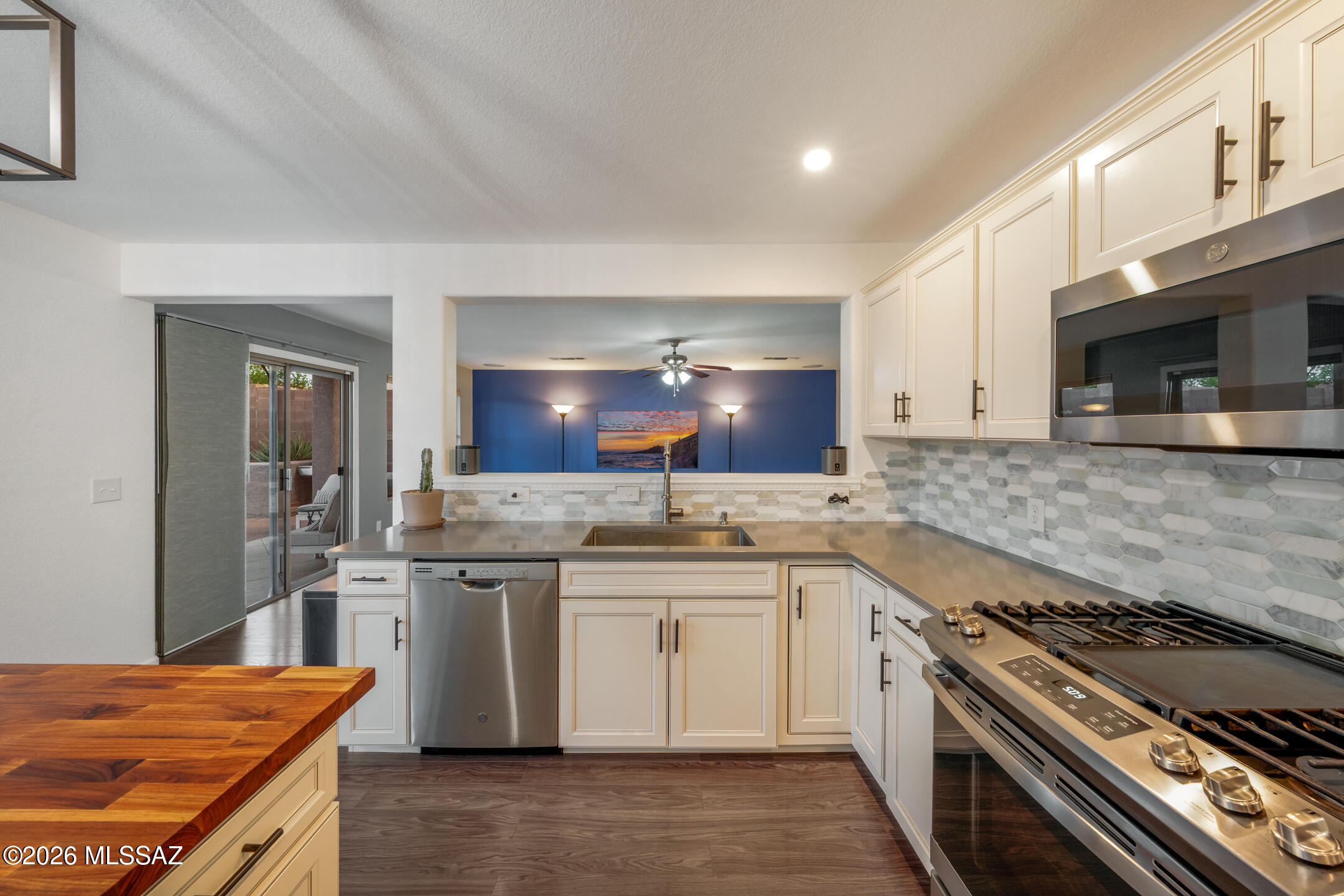 3460 N Scott Mine Lane