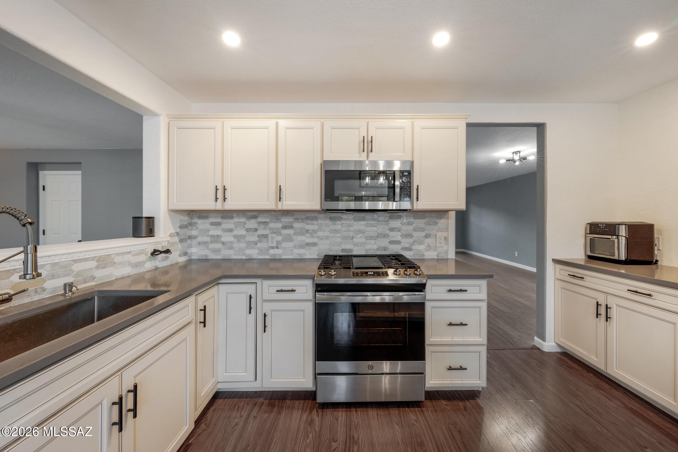 3460 N Scott Mine Lane