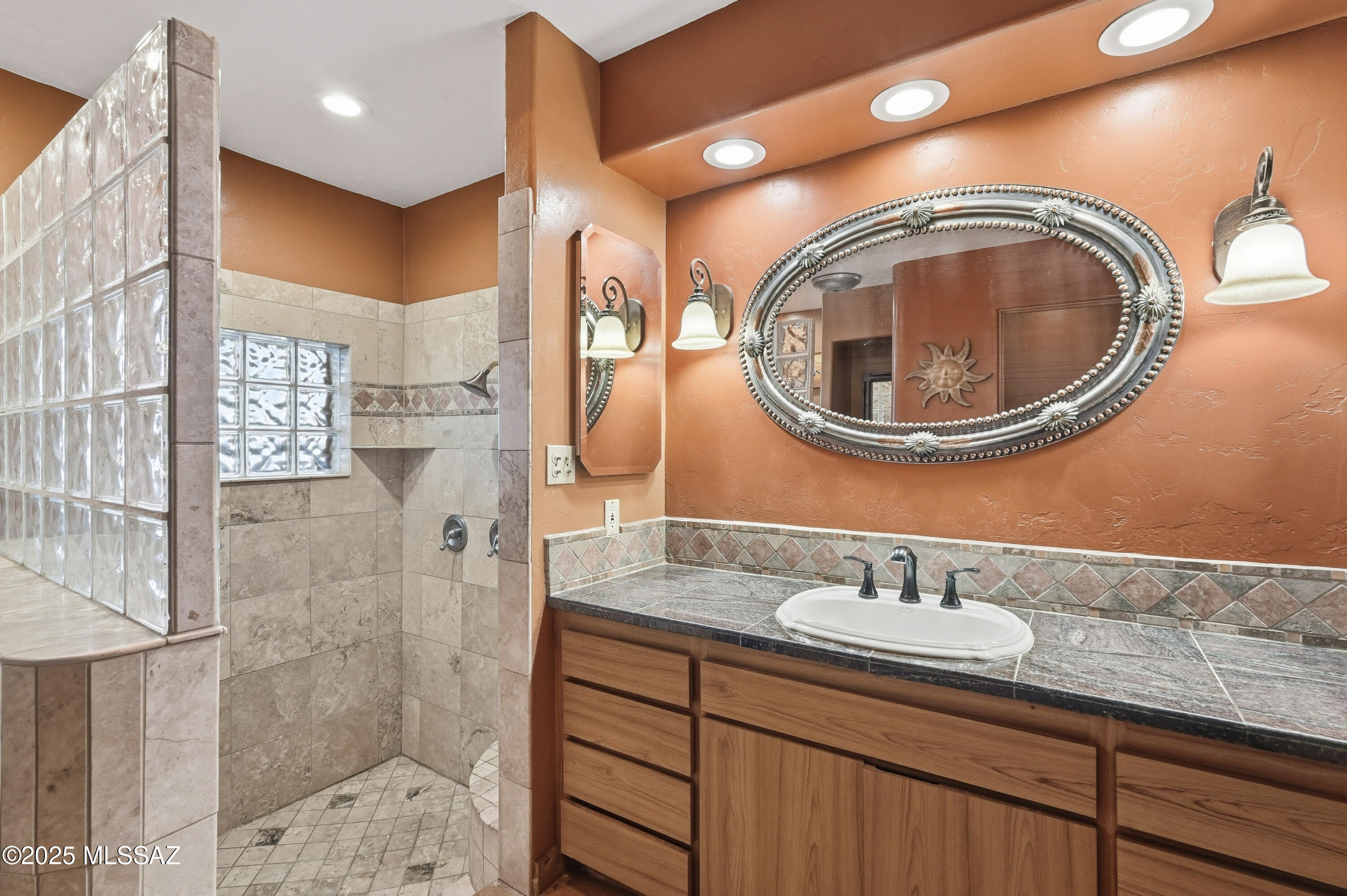 4565 E Don Jose Drive