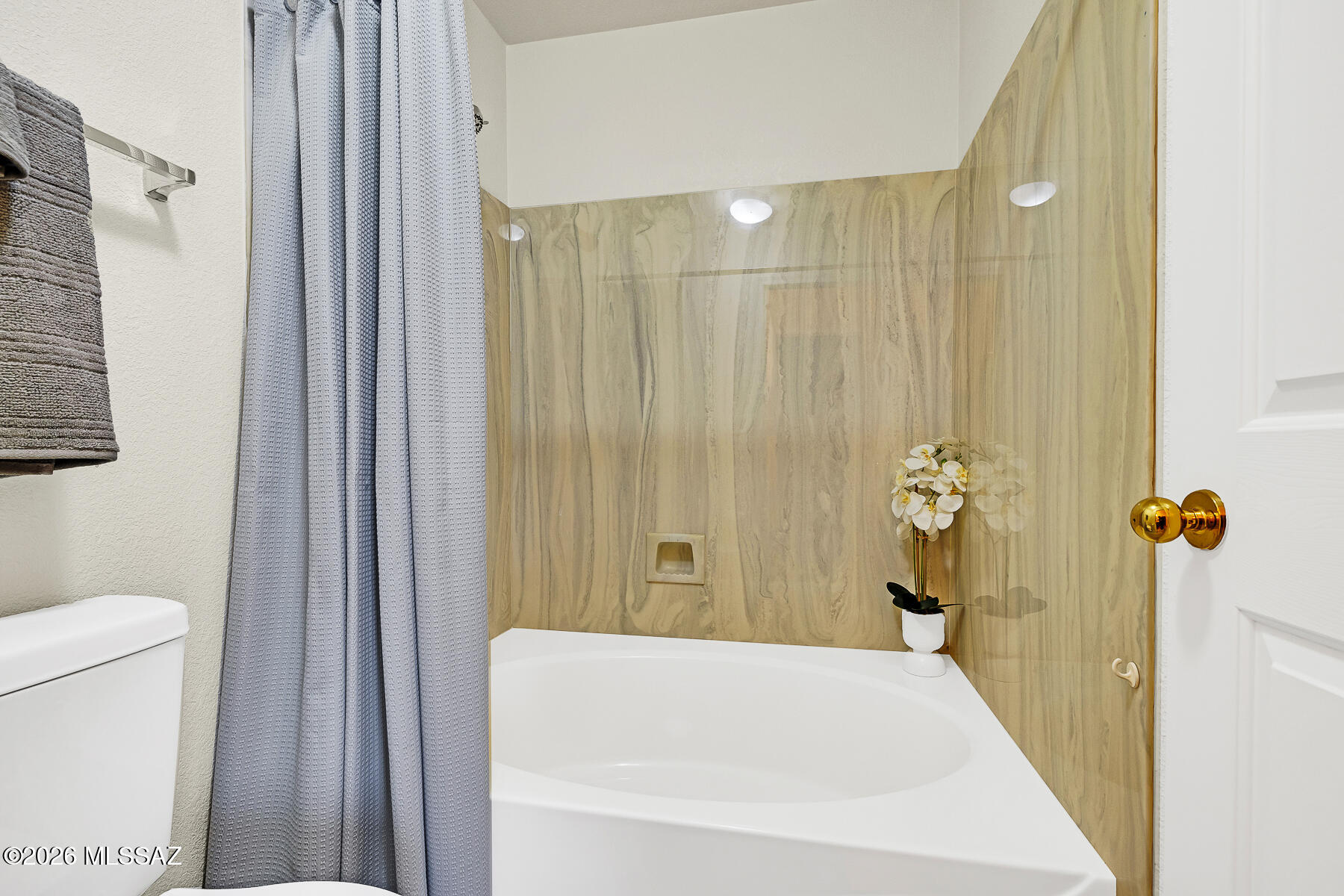 12957 N Three Buttes Place