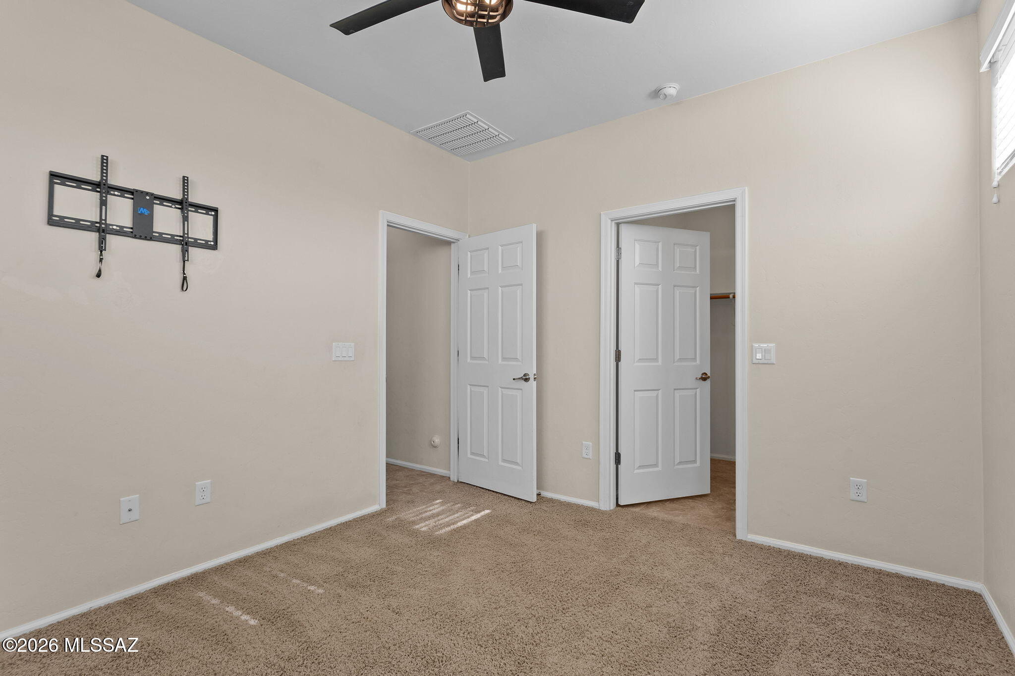 10468 S Cutting Horse Drive