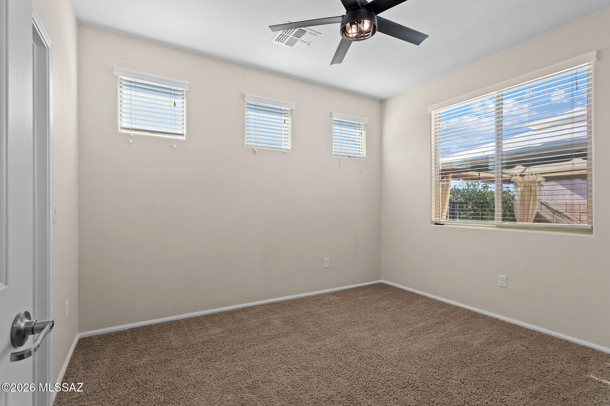 10468 S Cutting Horse Drive