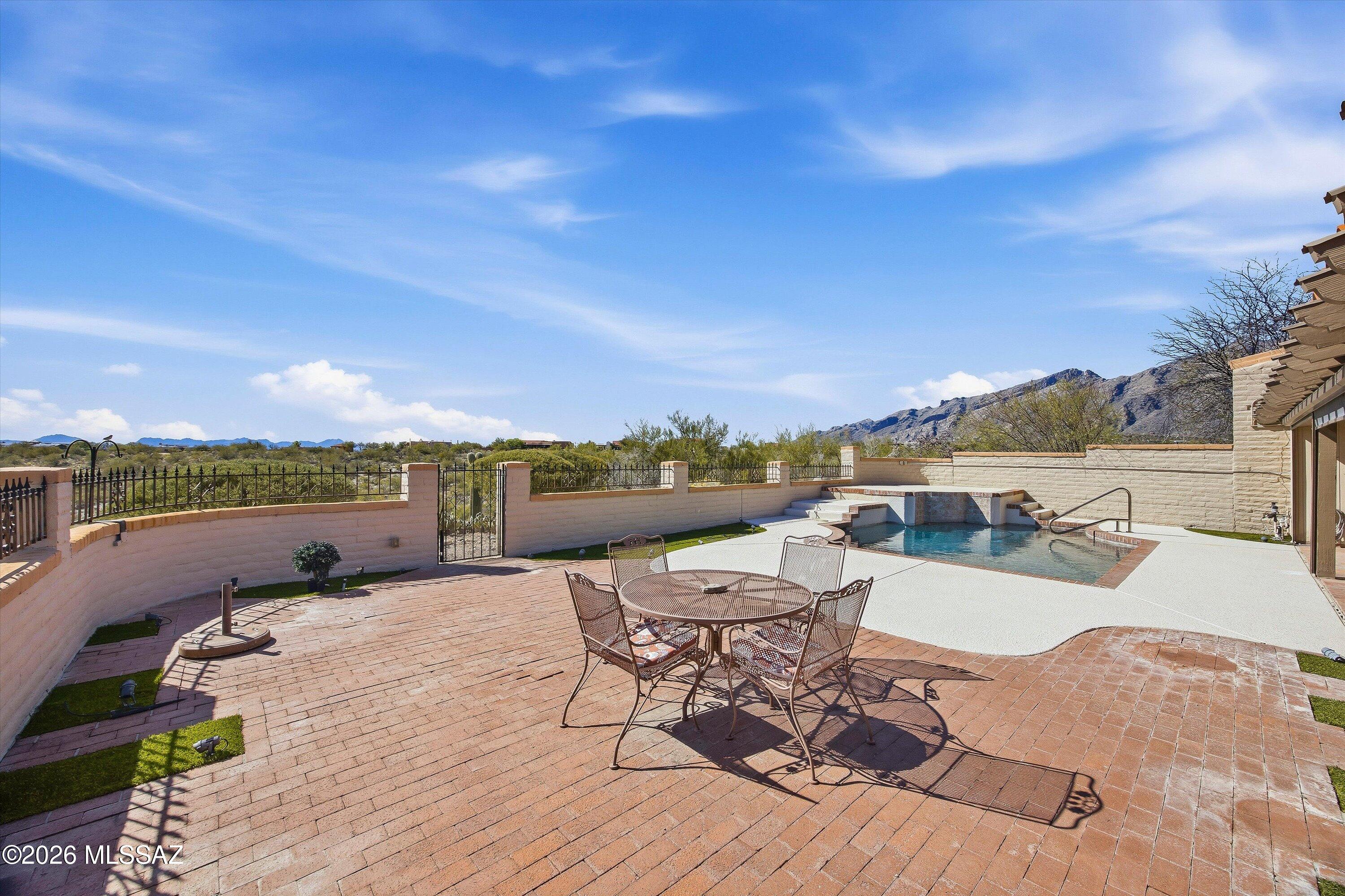 5011 N Grey Mountain Trail