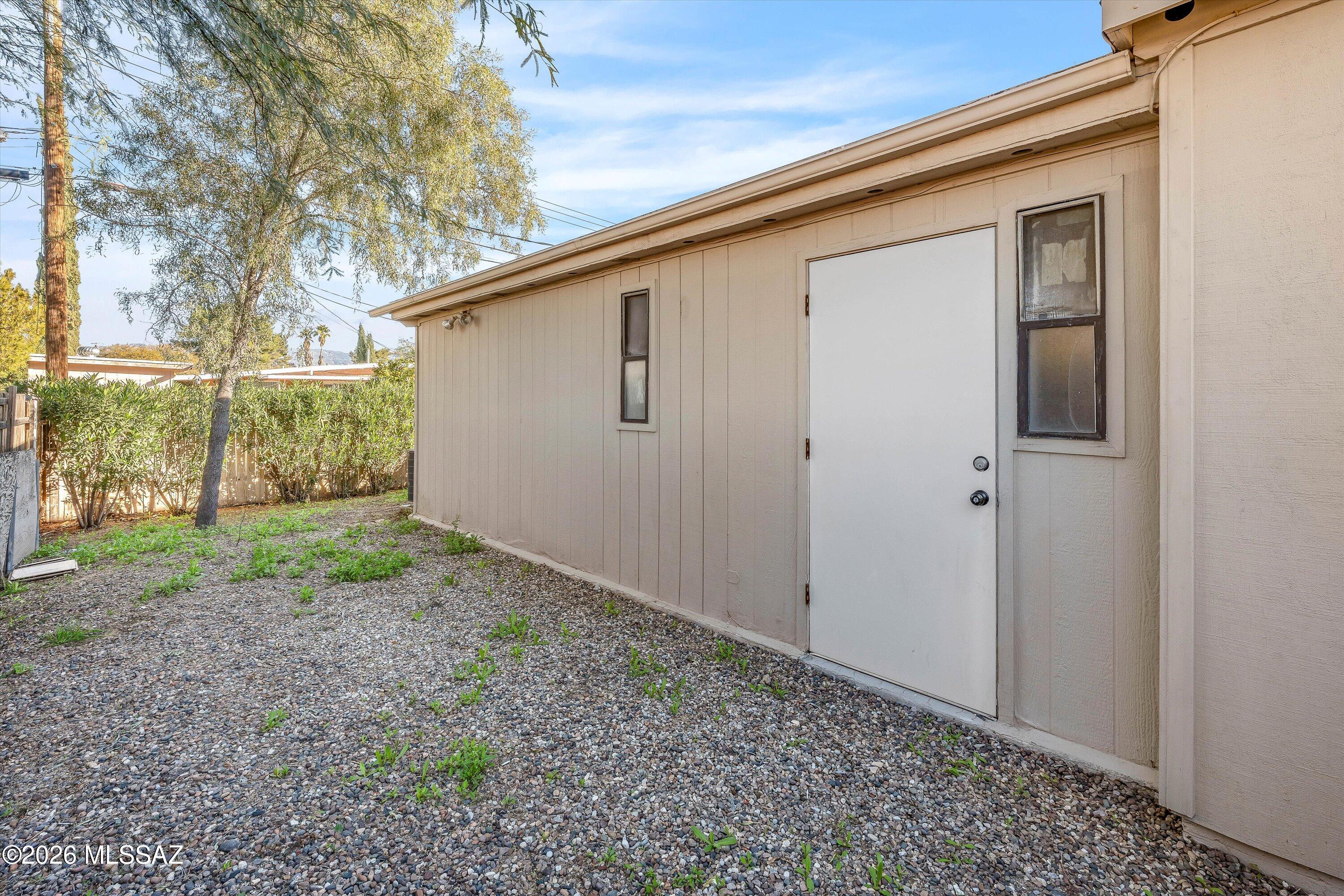 7931 E Malvern Place