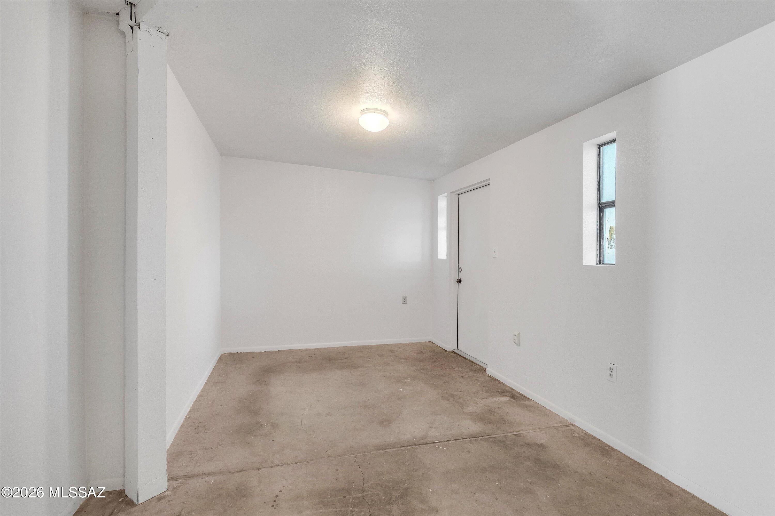 7931 E Malvern Place