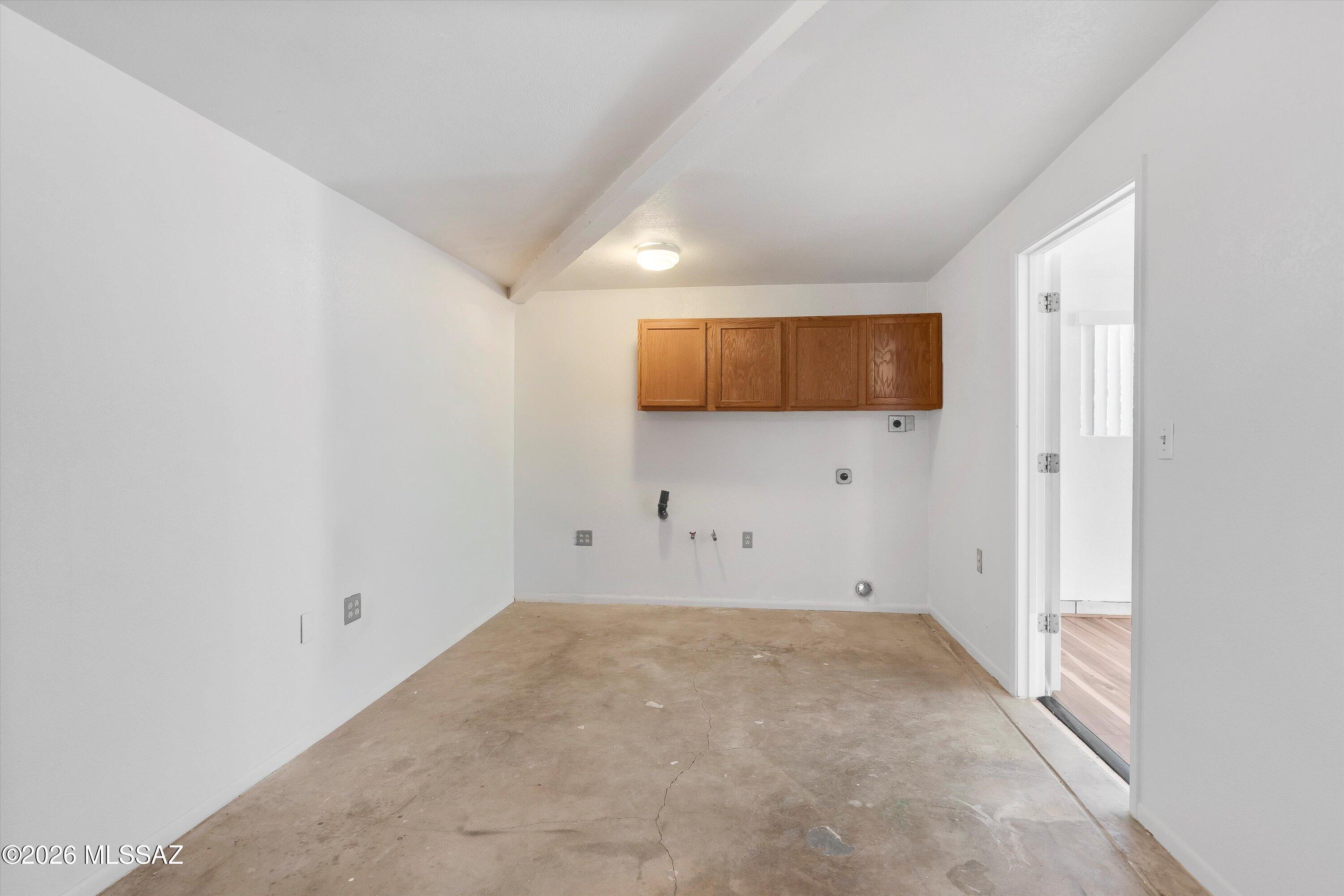 7931 E Malvern Place