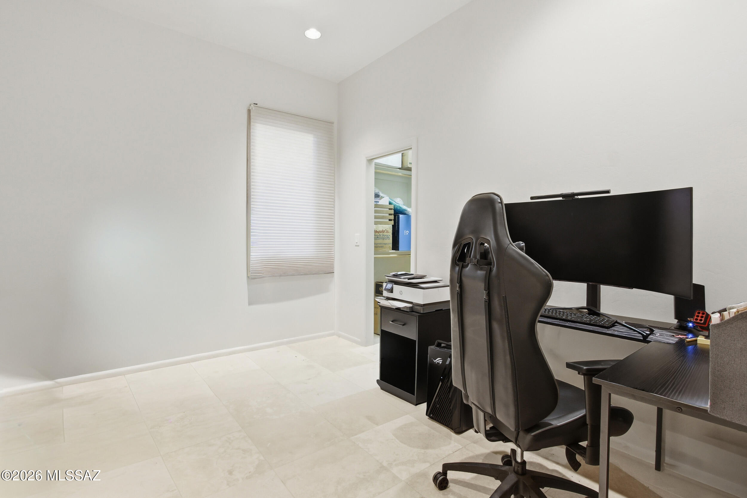 6202 N Vía Tres Patos