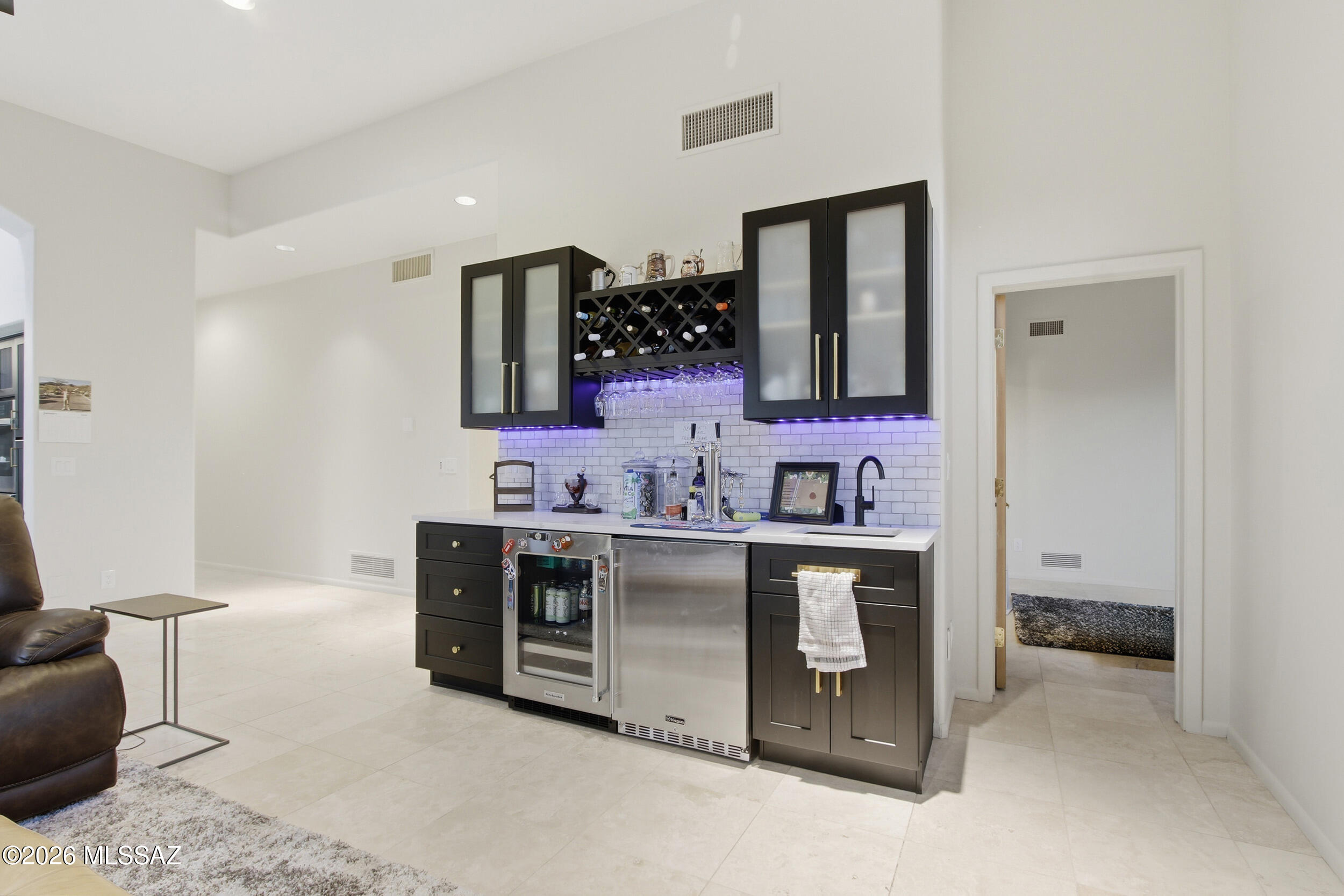 6202 N Vía Tres Patos