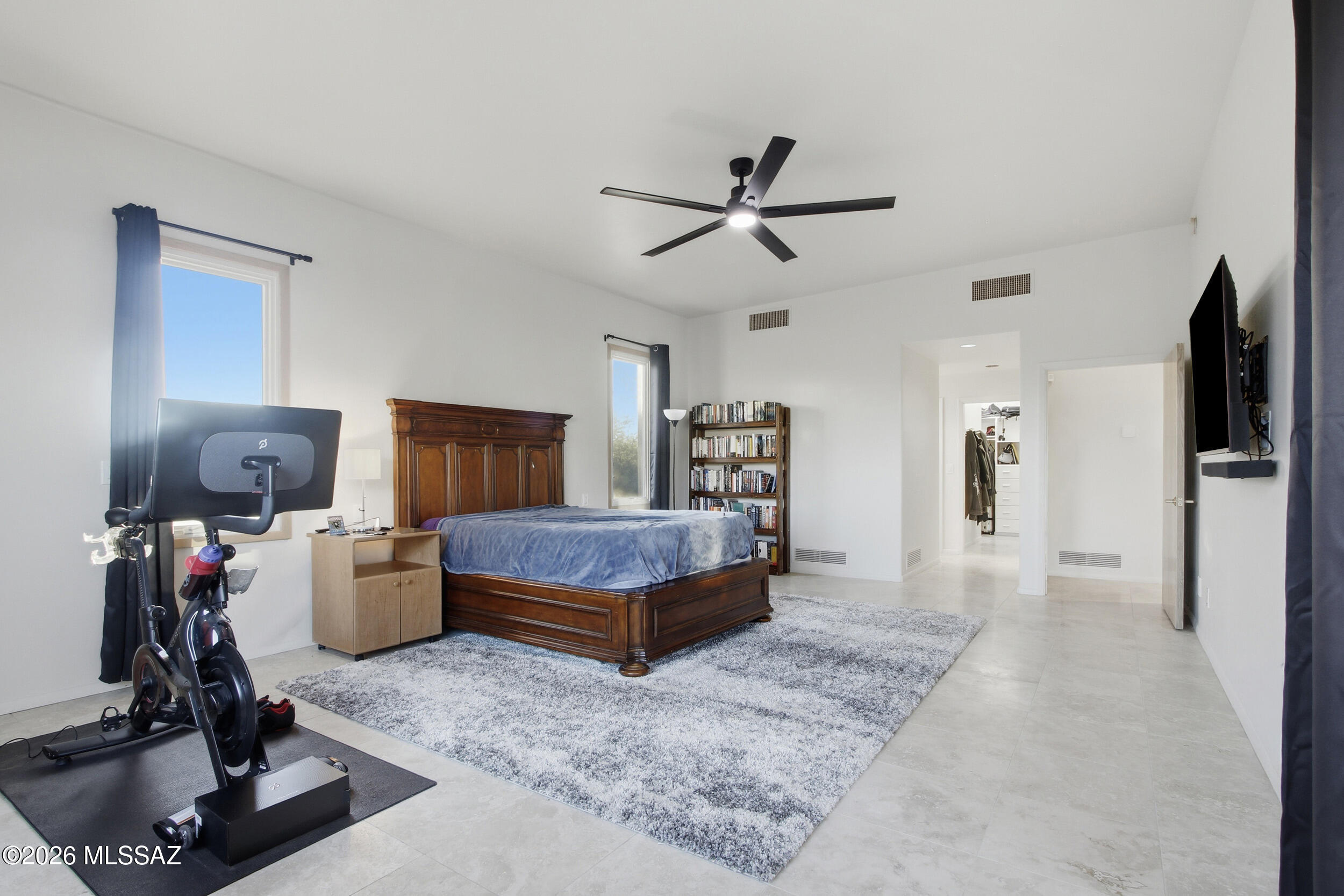 6202 N Vía Tres Patos