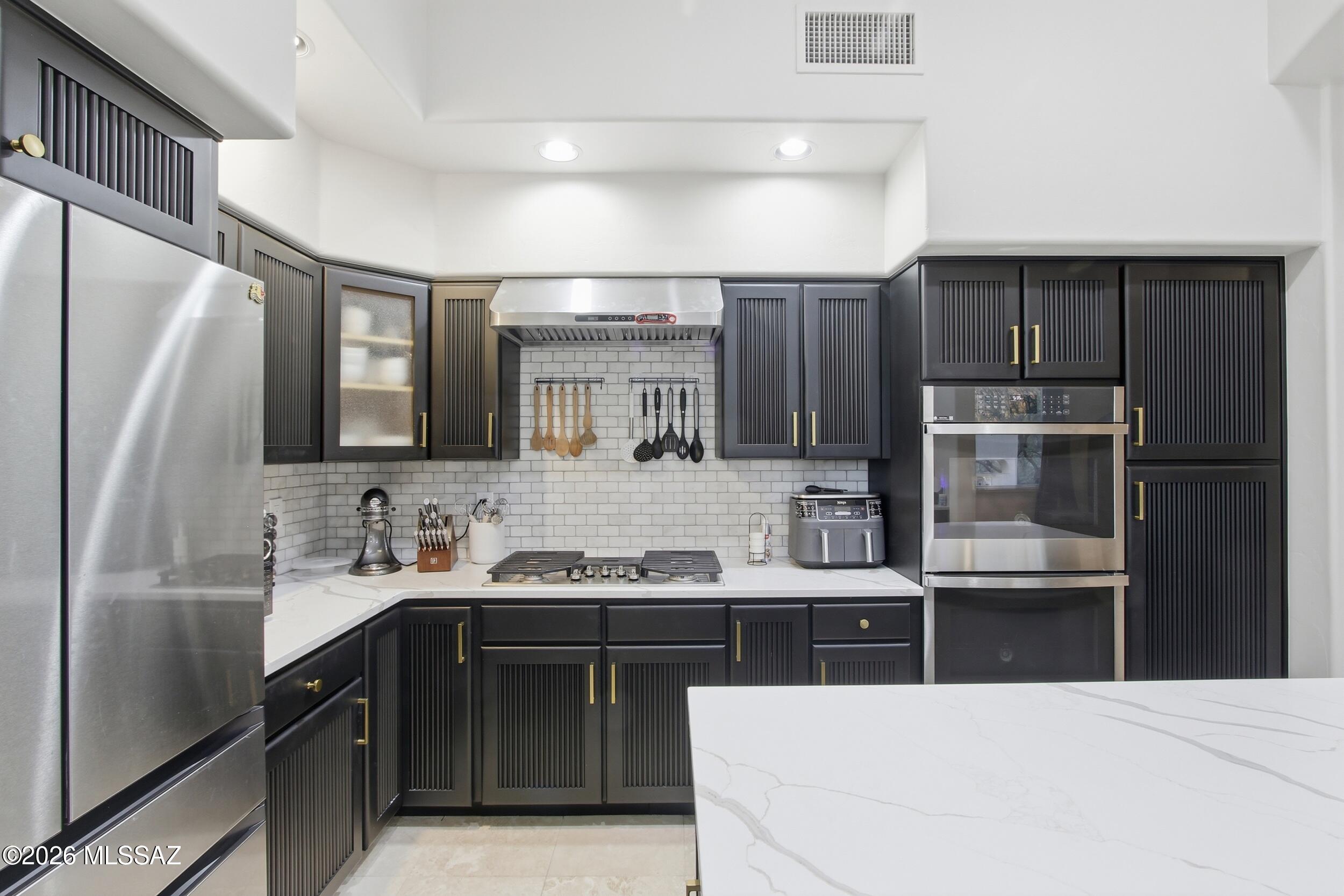 6202 N Vía Tres Patos