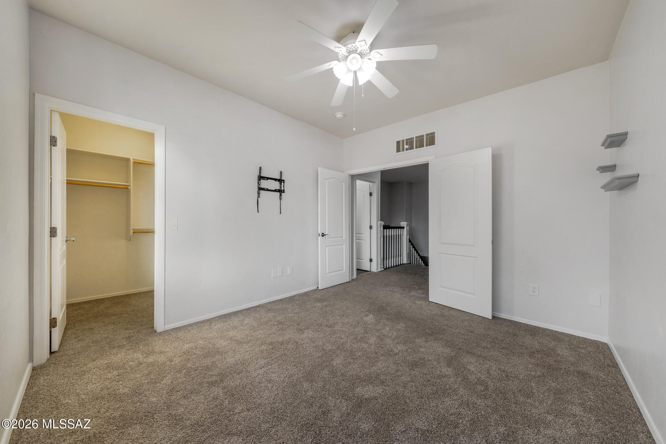 8286 N Amber Burst Drive