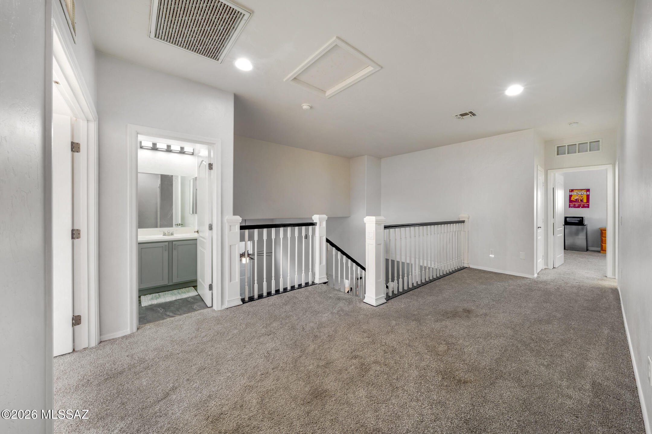 8286 N Amber Burst Drive