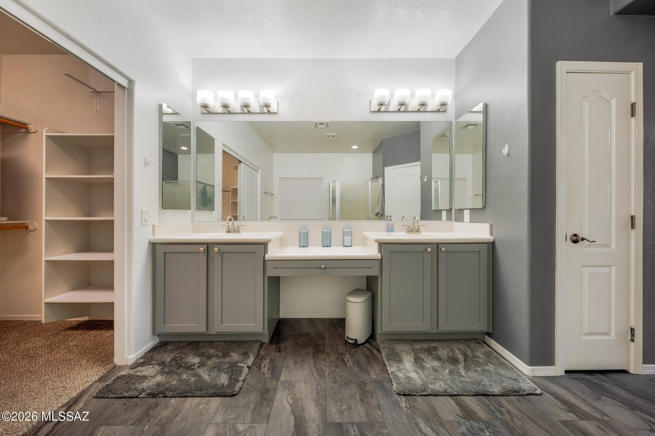 8286 N Amber Burst Drive