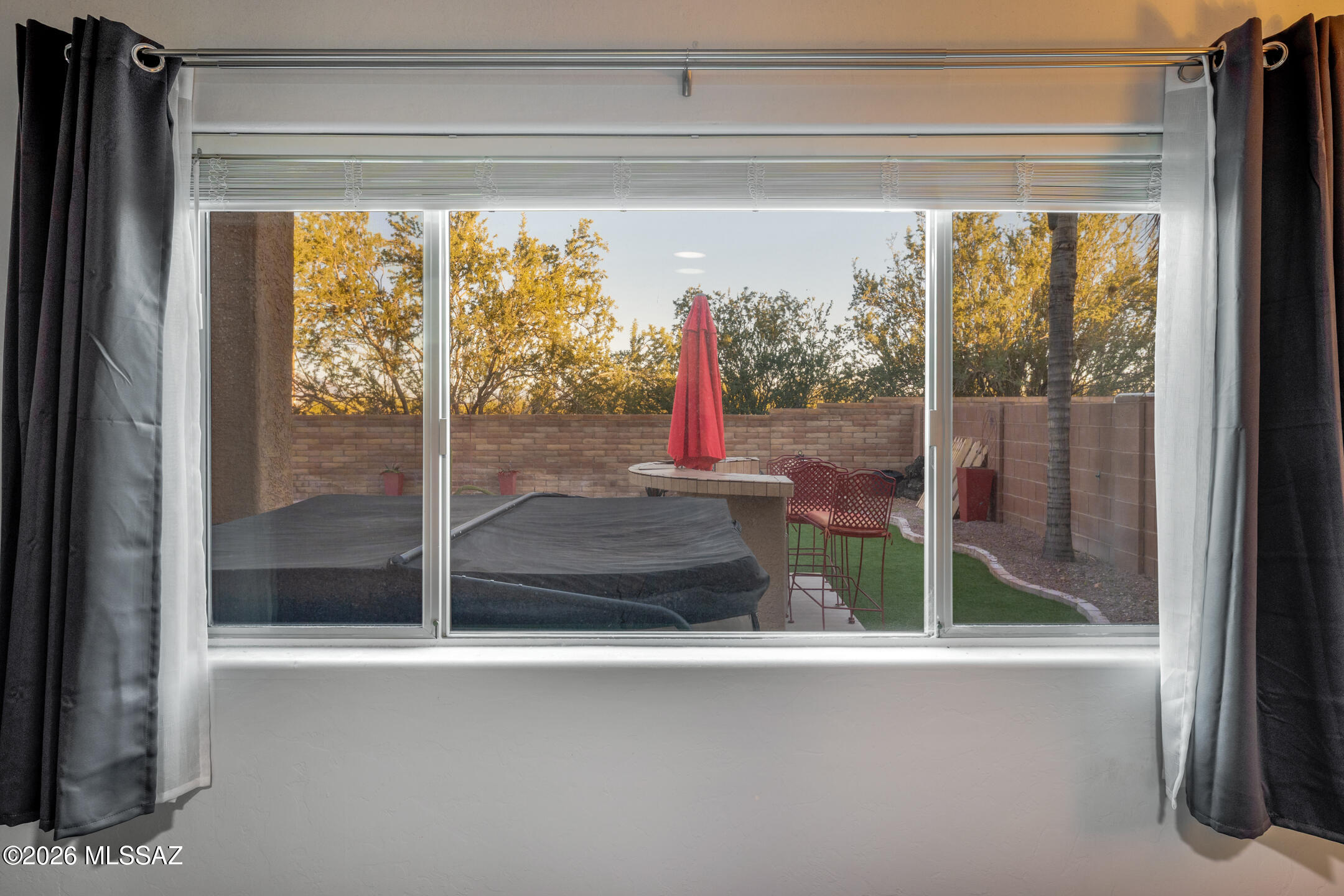 8286 N Amber Burst Drive