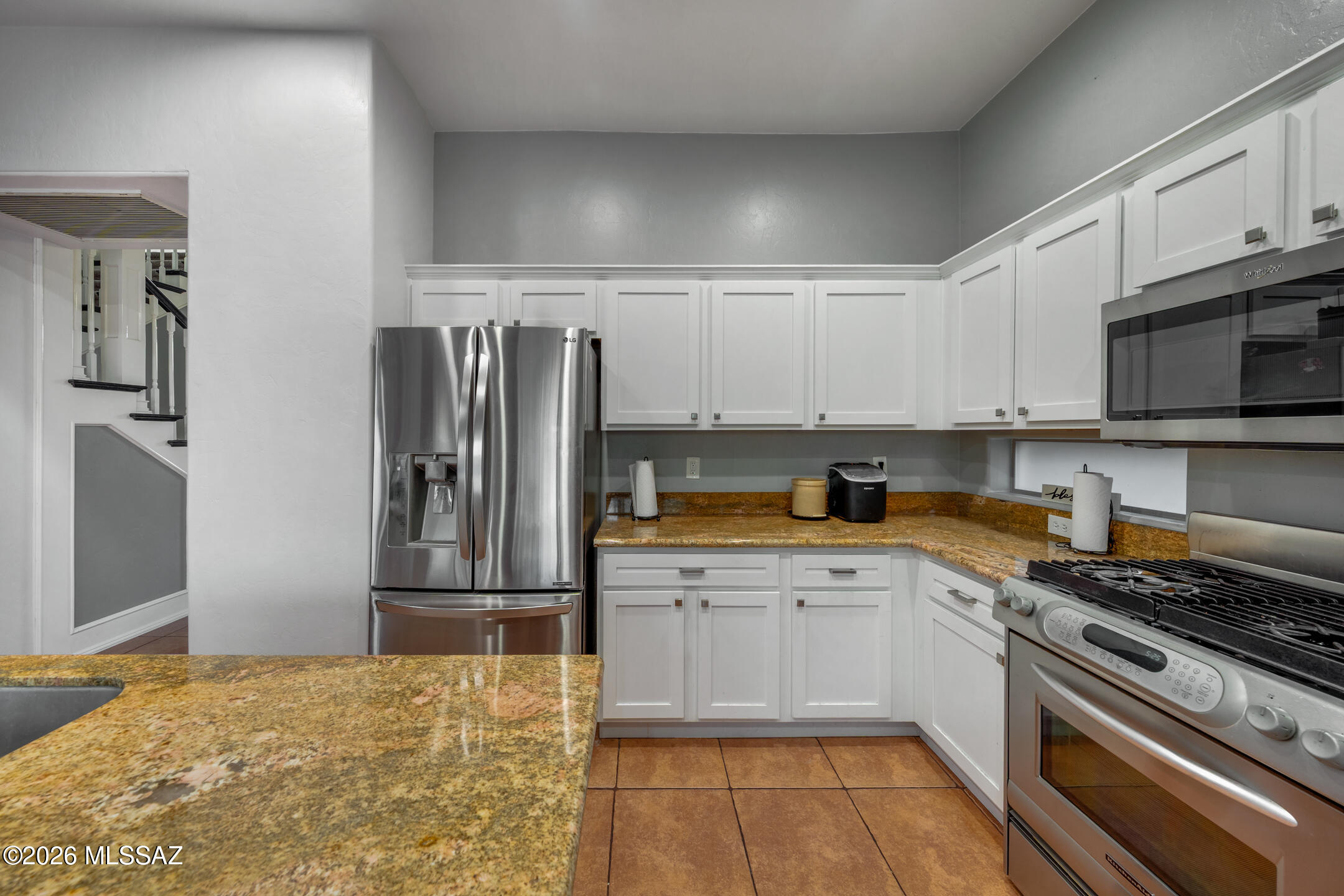 8286 N Amber Burst Drive