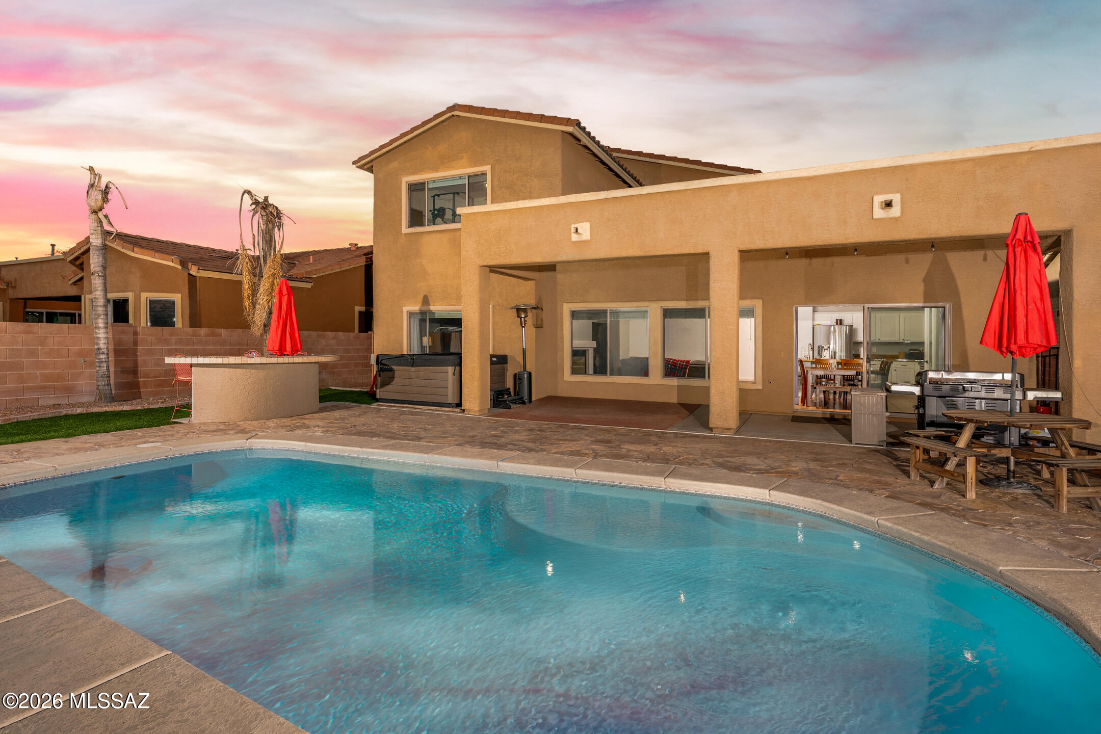 8286 N Amber Burst Drive