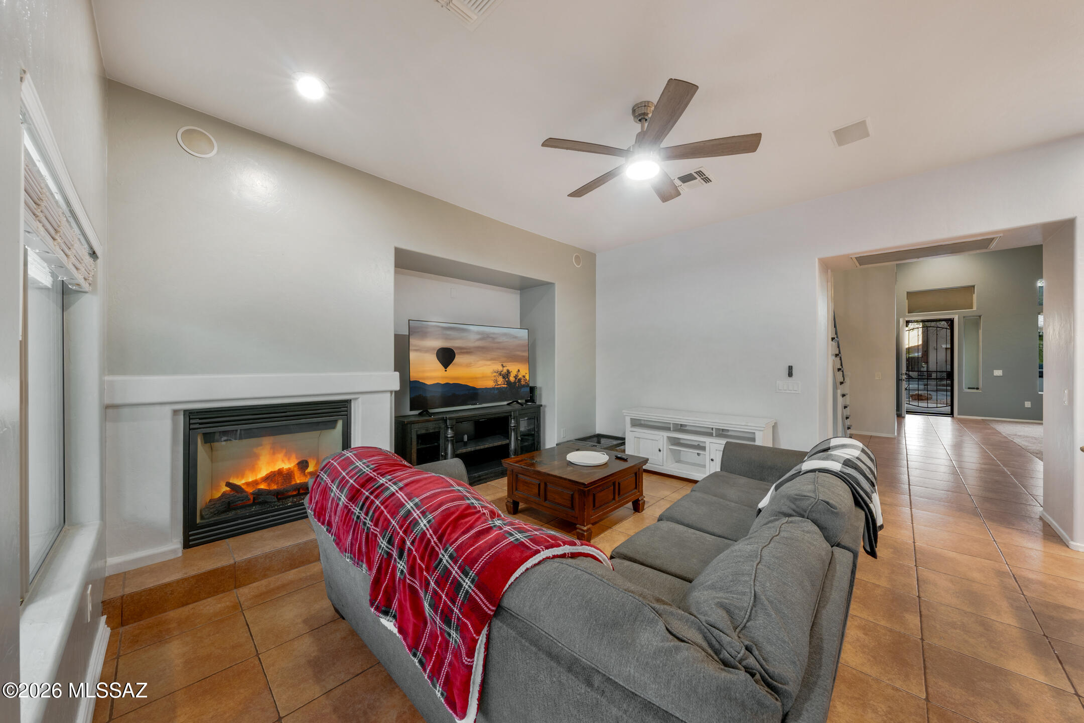 8286 N Amber Burst Drive