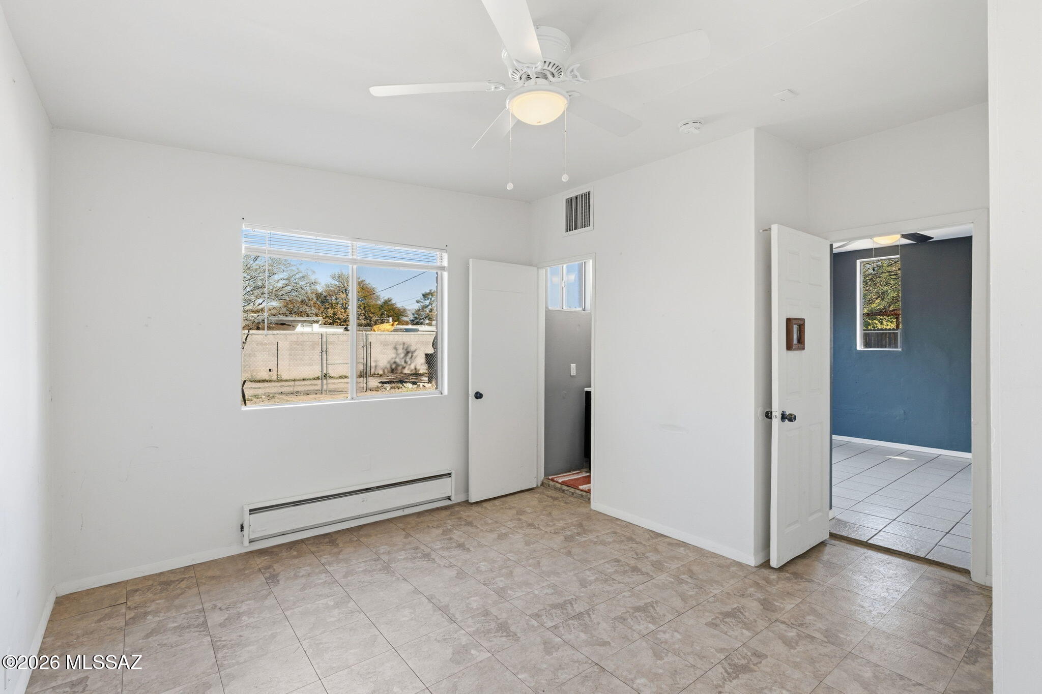 2931 E Eastland Street