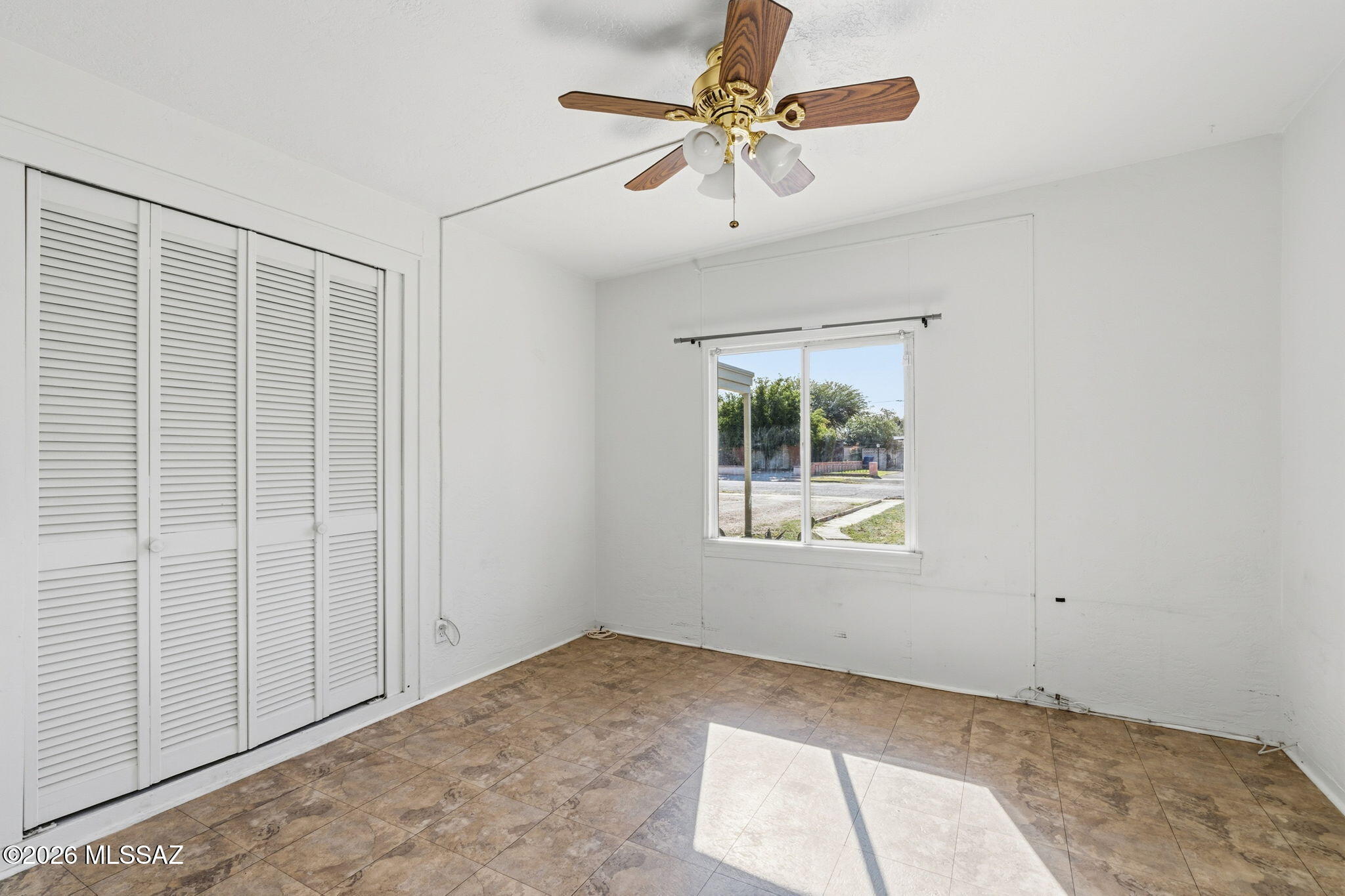 2931 E Eastland Street