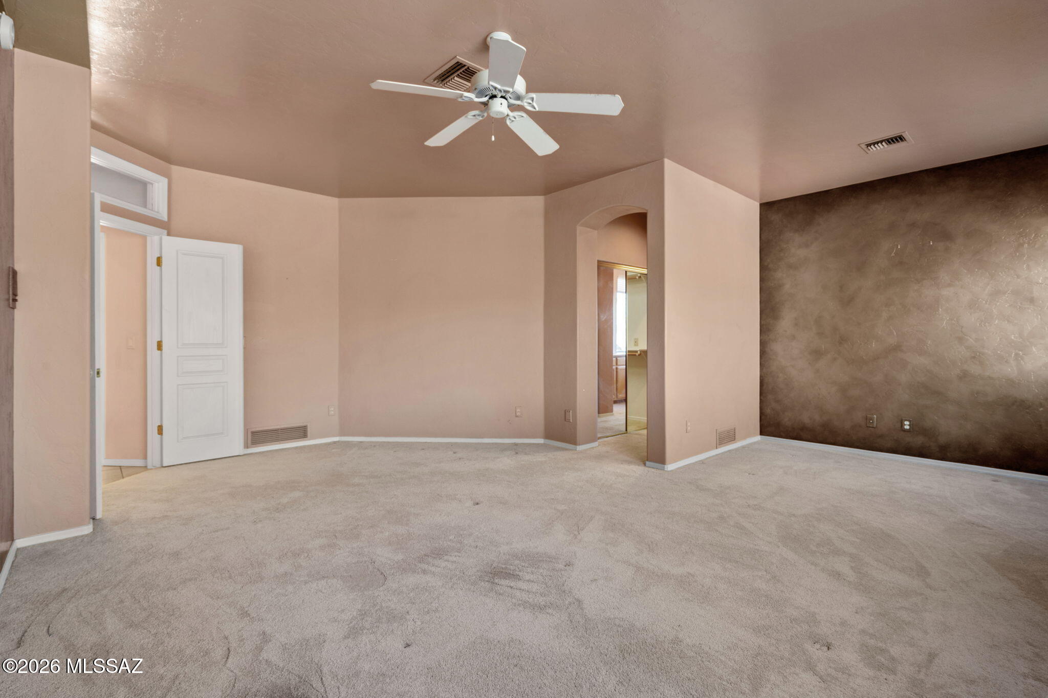 3051 N Fennimore Avenue