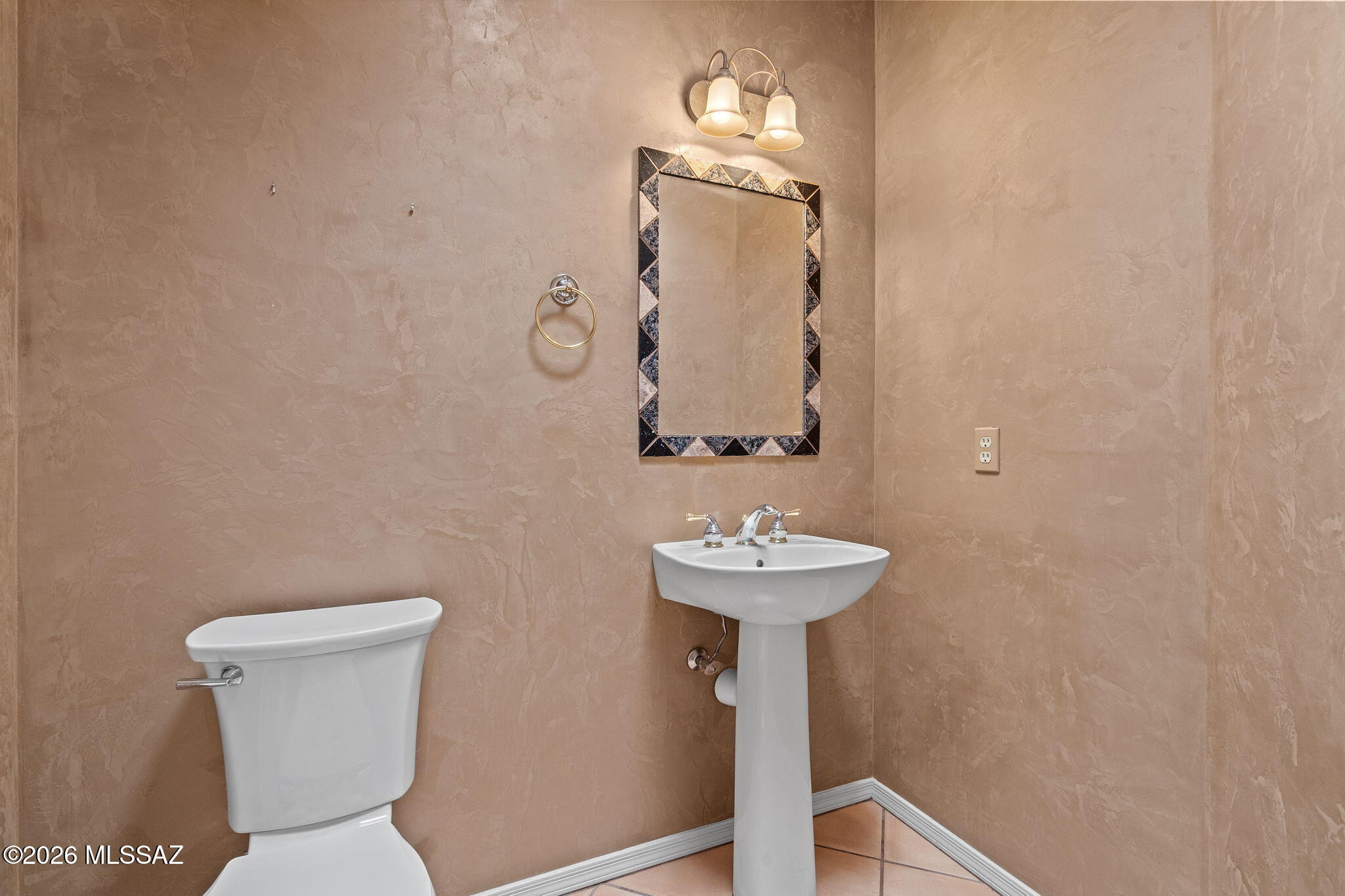 3051 N Fennimore Avenue