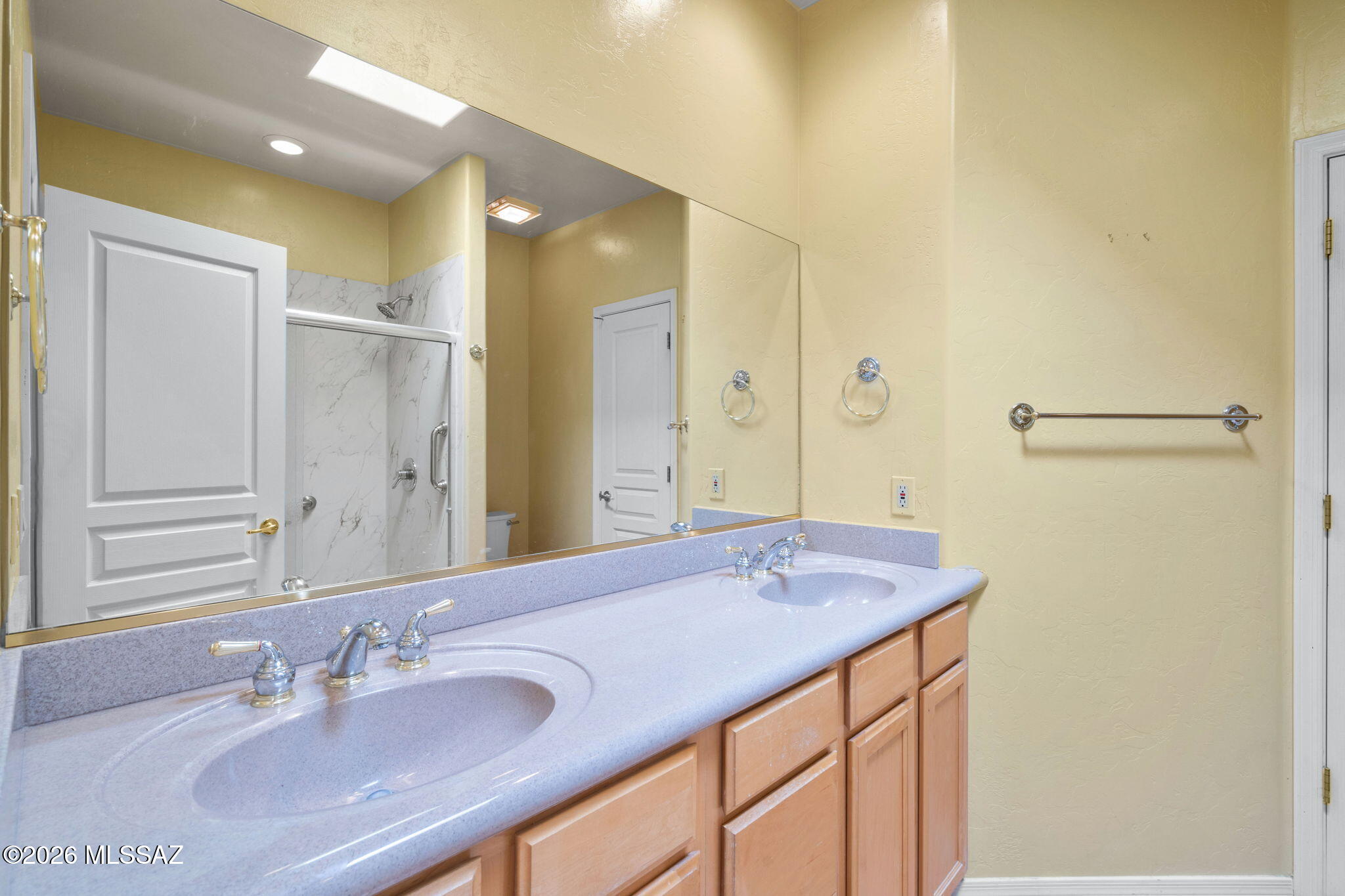 3051 N Fennimore Avenue