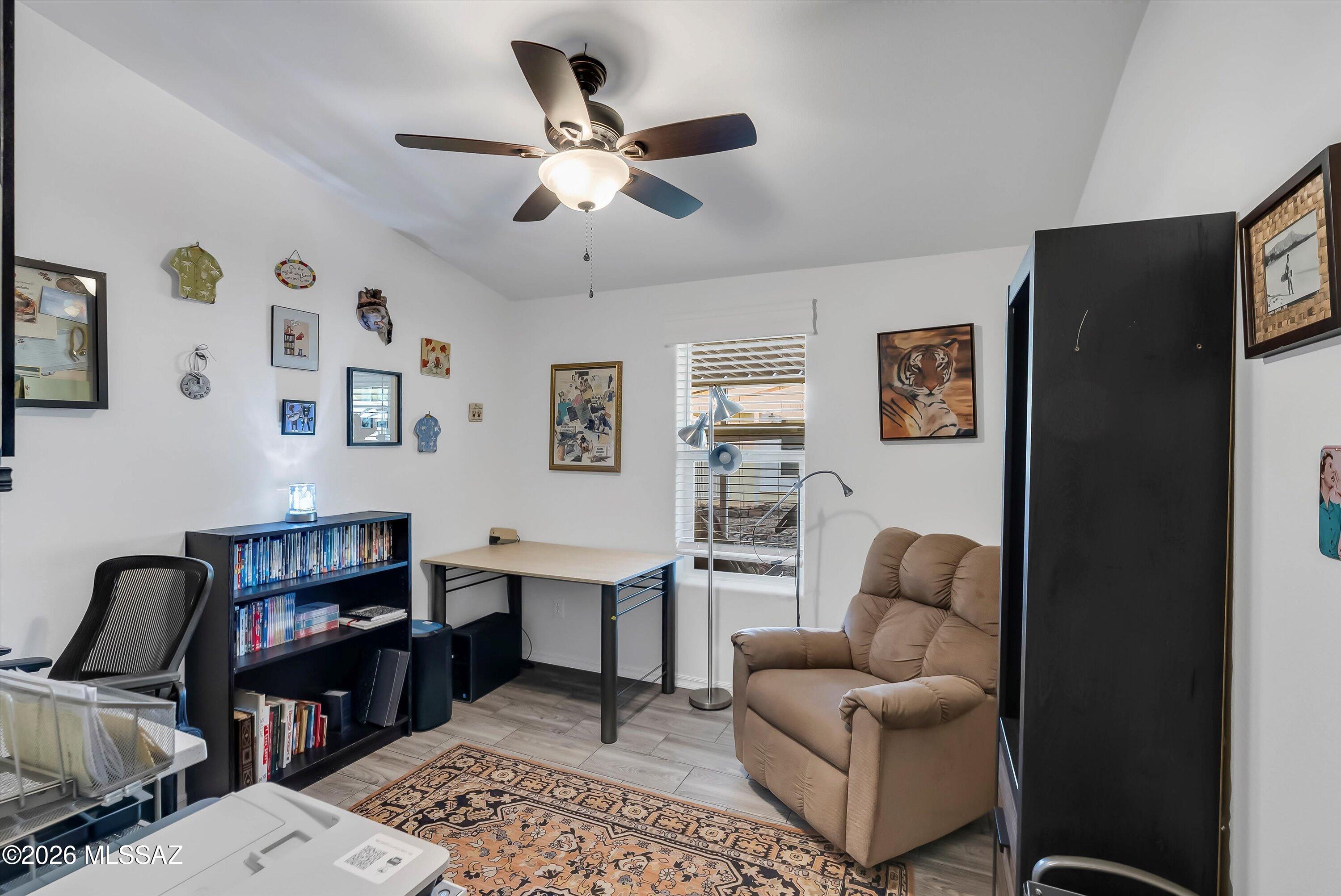 3514 S Rose Gold Avenue