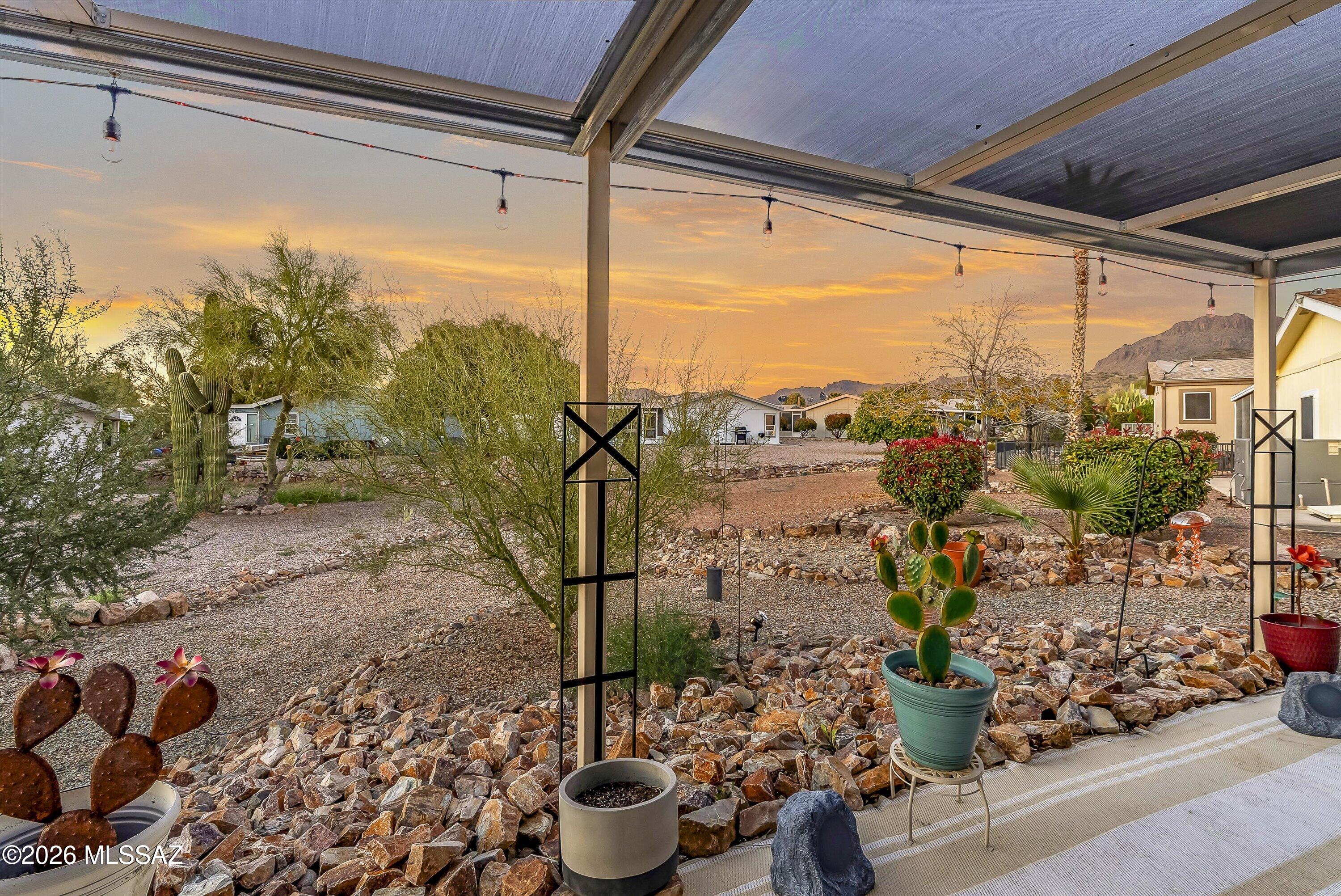 3514 S Rose Gold Avenue