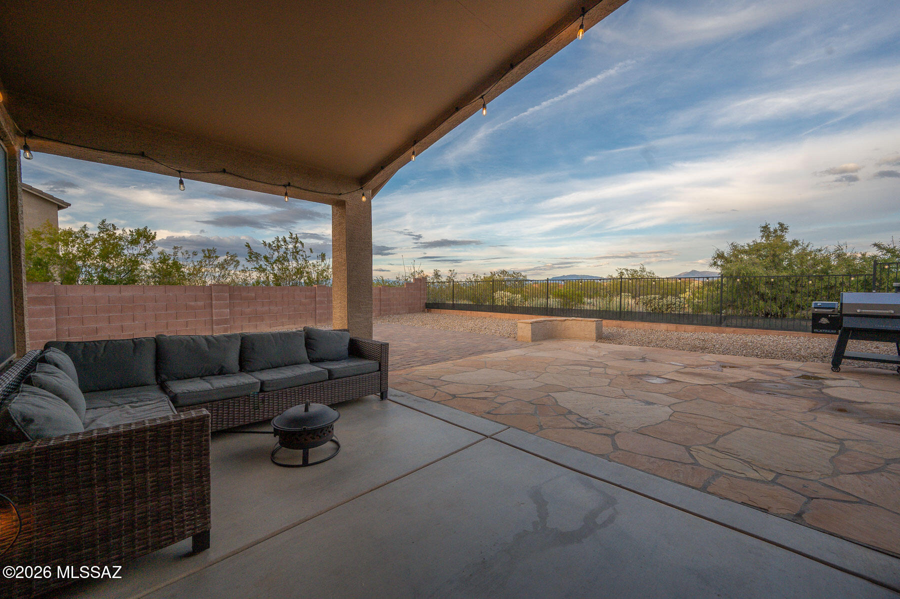 17075 S Golden Sunrise Place