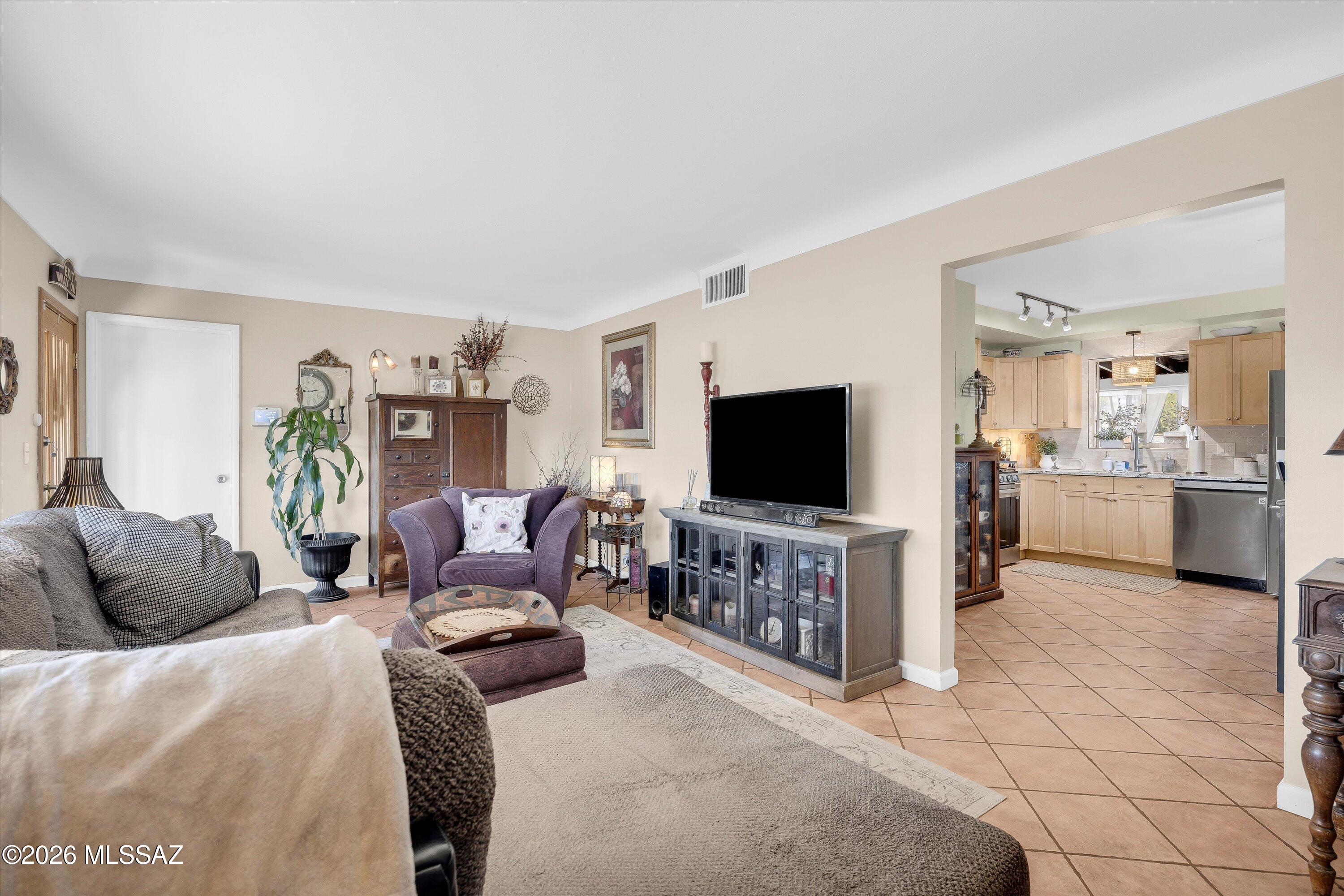 1424 N Jefferson Avenue