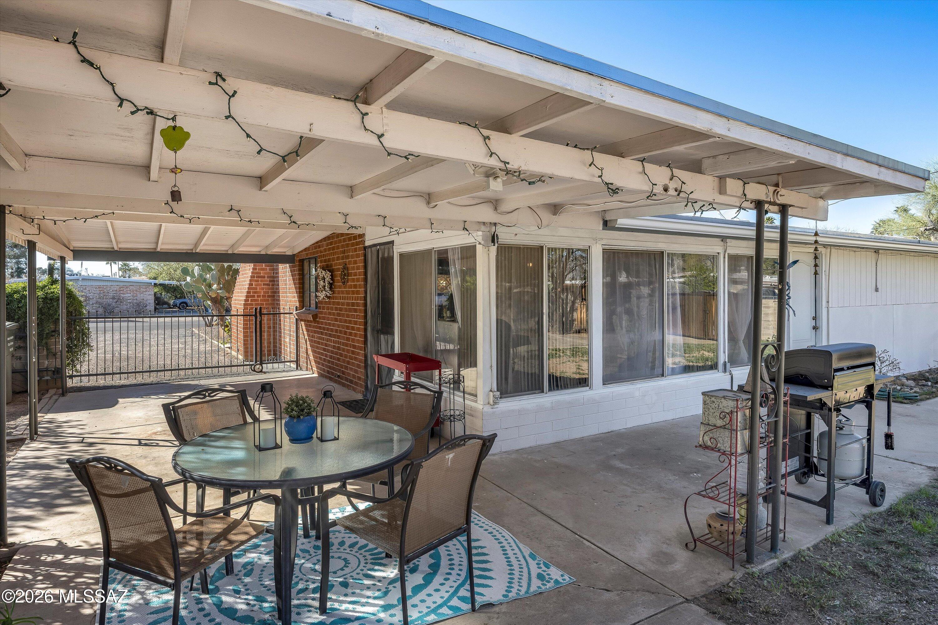 1424 N Jefferson Avenue